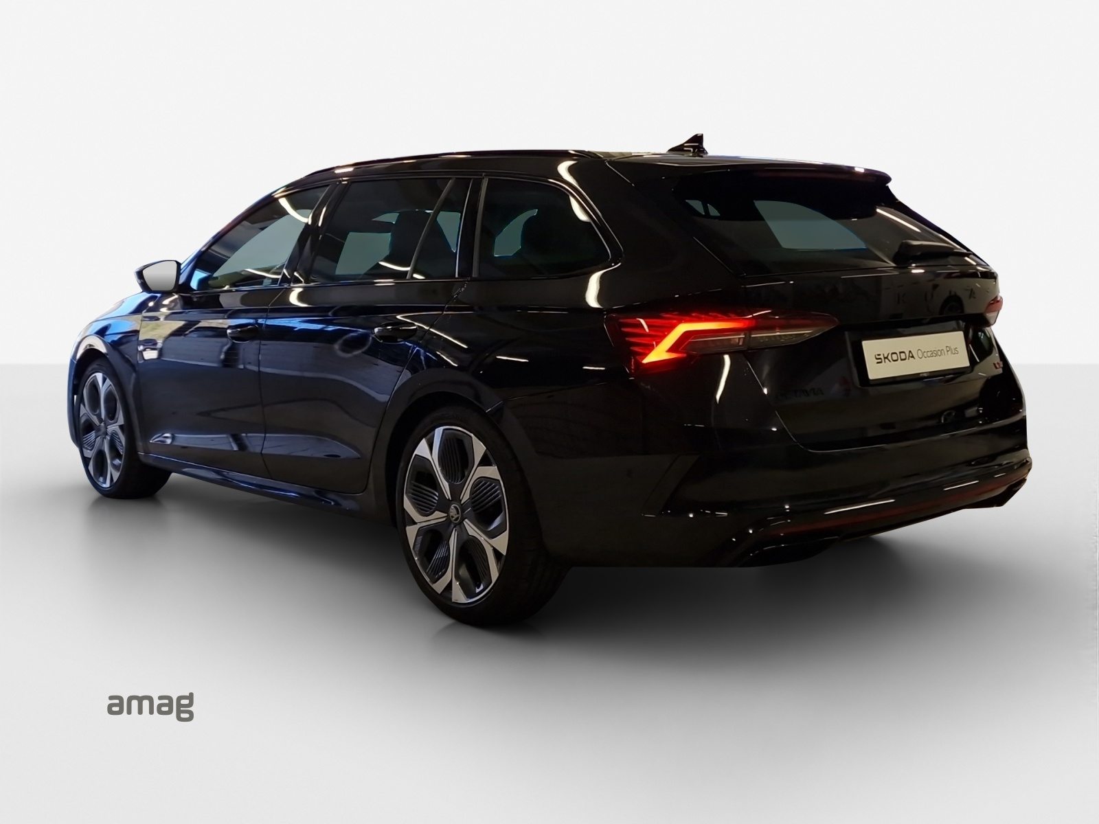 SKODA Octavia RS, Benzin, Occasion / Gebraucht, Automatik - 3