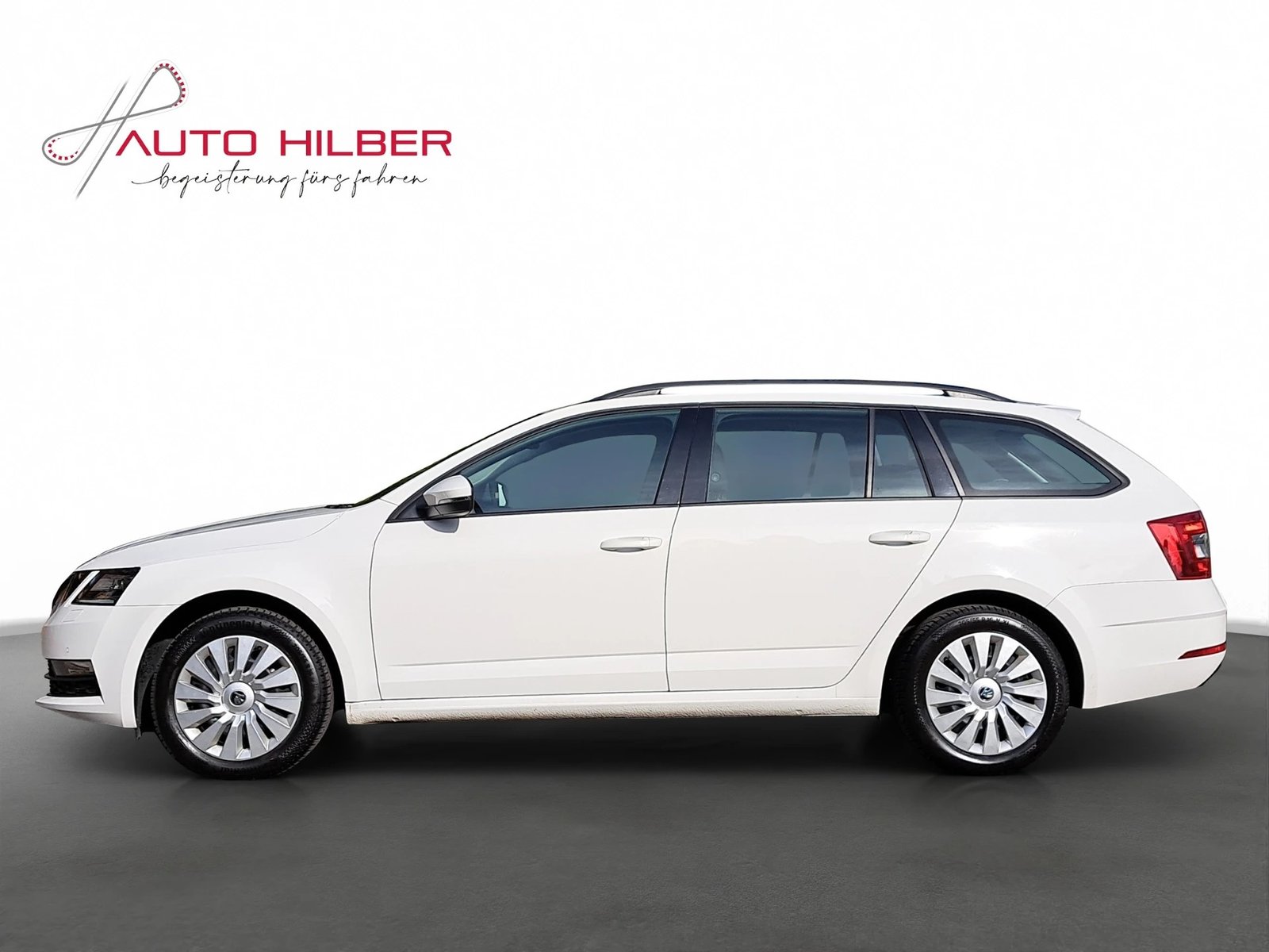 SKODA Octavia Combi 2.0 TDI Ambition DSG *AHK*, Diesel, Occasioni / Usate, Automatico - 4