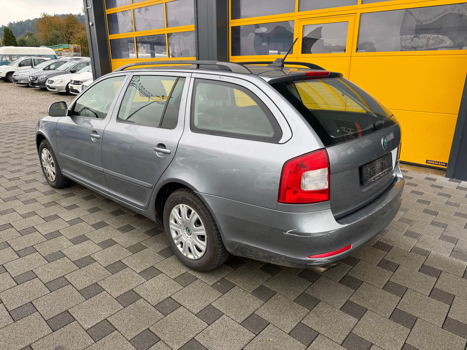 SKODA Octavia Combi 2.0 TDI Elegance 4x4 DSG, Diesel, Second hand / Used, Automatic - 6