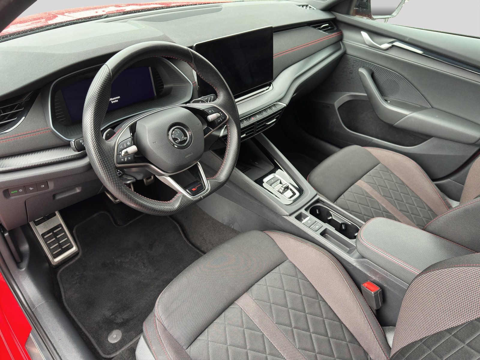 SKODA Octavia RS 2.0 TSI Black DSG, Benzin, Occasion / Gebraucht, Automatik - 7