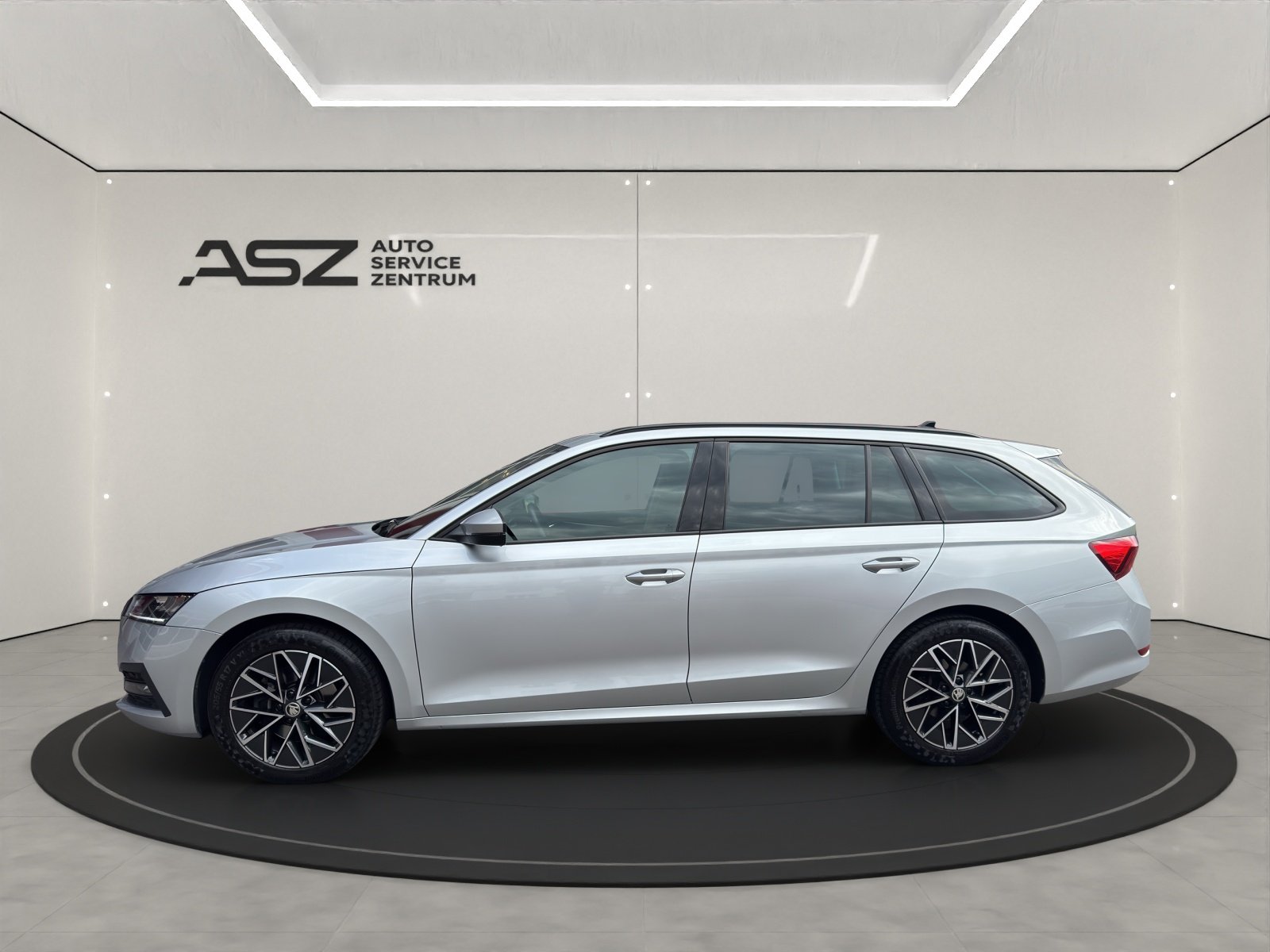 SKODA Octavia Combi 2.0 TSI Ambition 4x4 DSG, Benzin, Occasion / Gebraucht, Automatik - 2