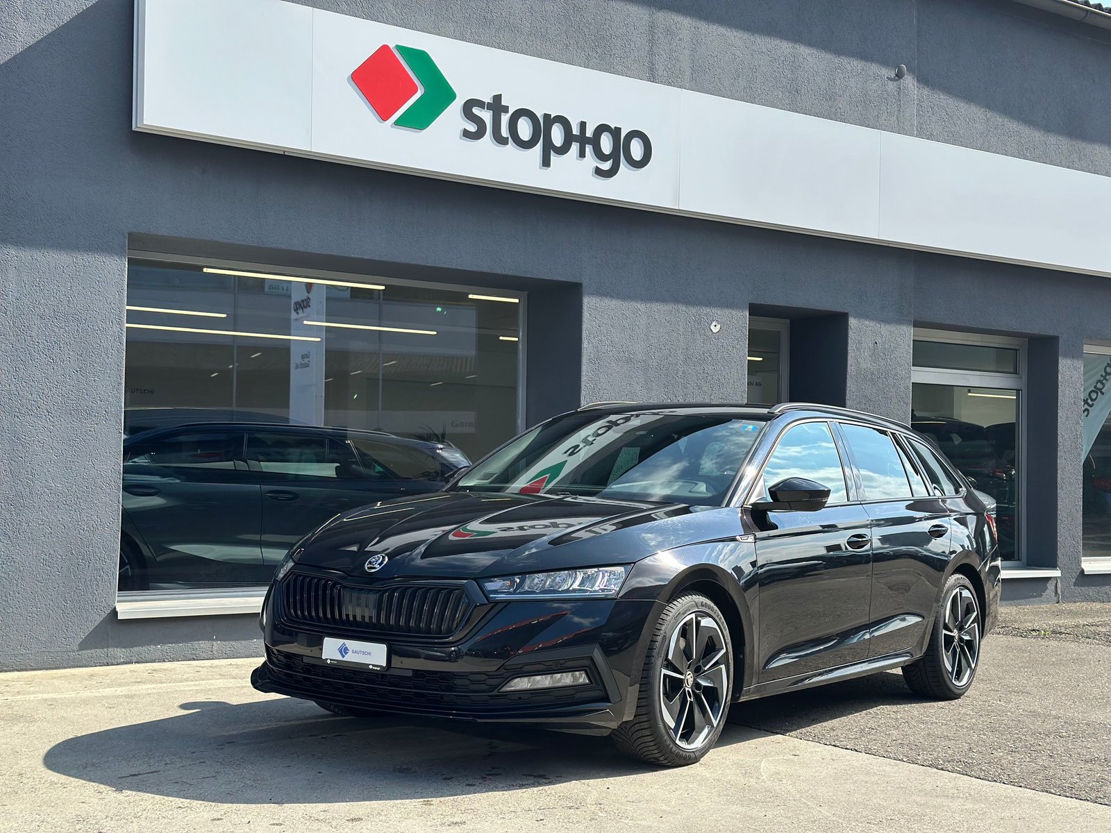 SKODA Octavia Combi 2.0 TSI SportLine DSG 4x4