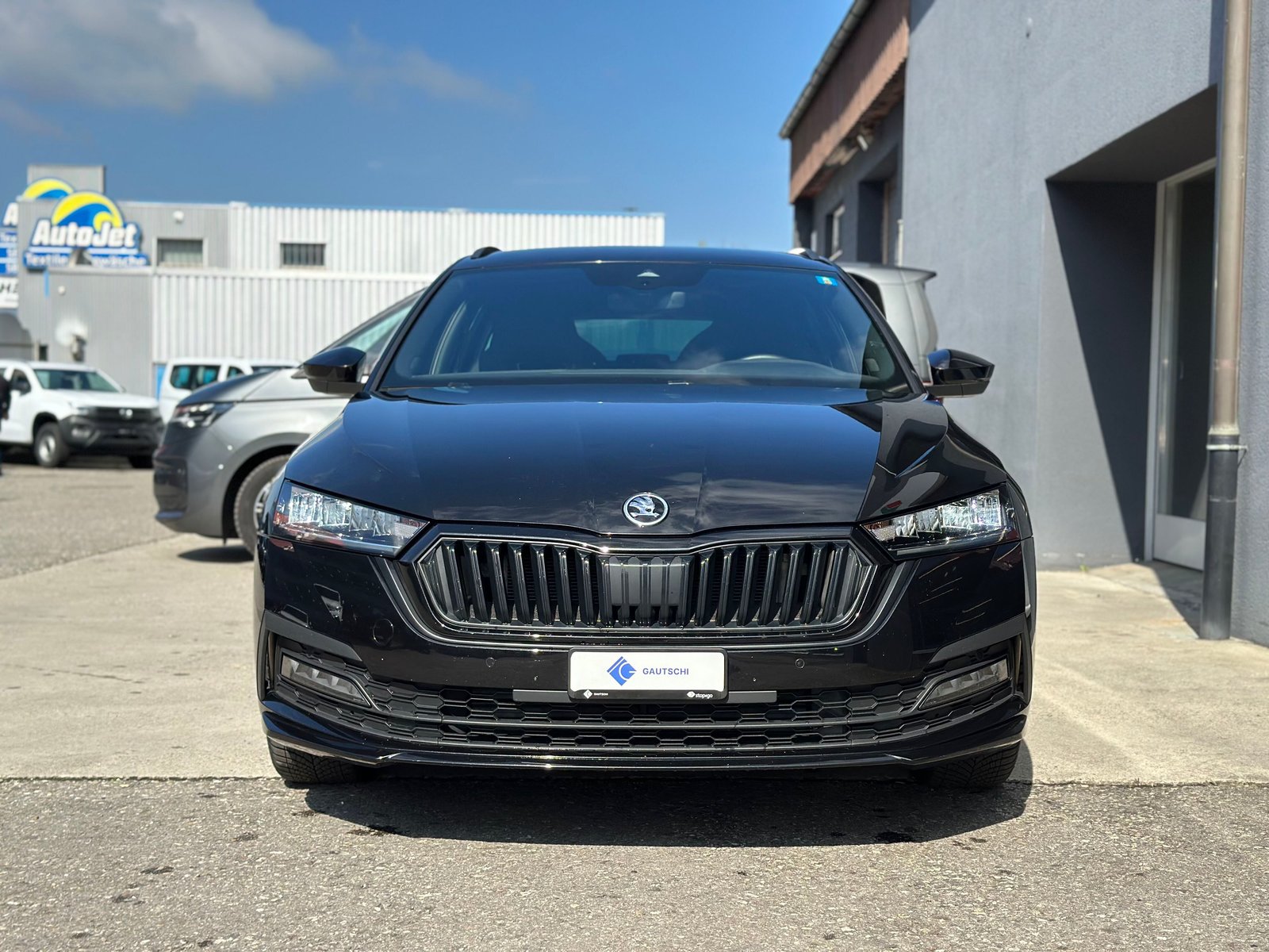 SKODA Octavia Combi 2.0 TSI SportLine DSG 4x4, Benzin, Occasion / Gebraucht, Automatik - 4