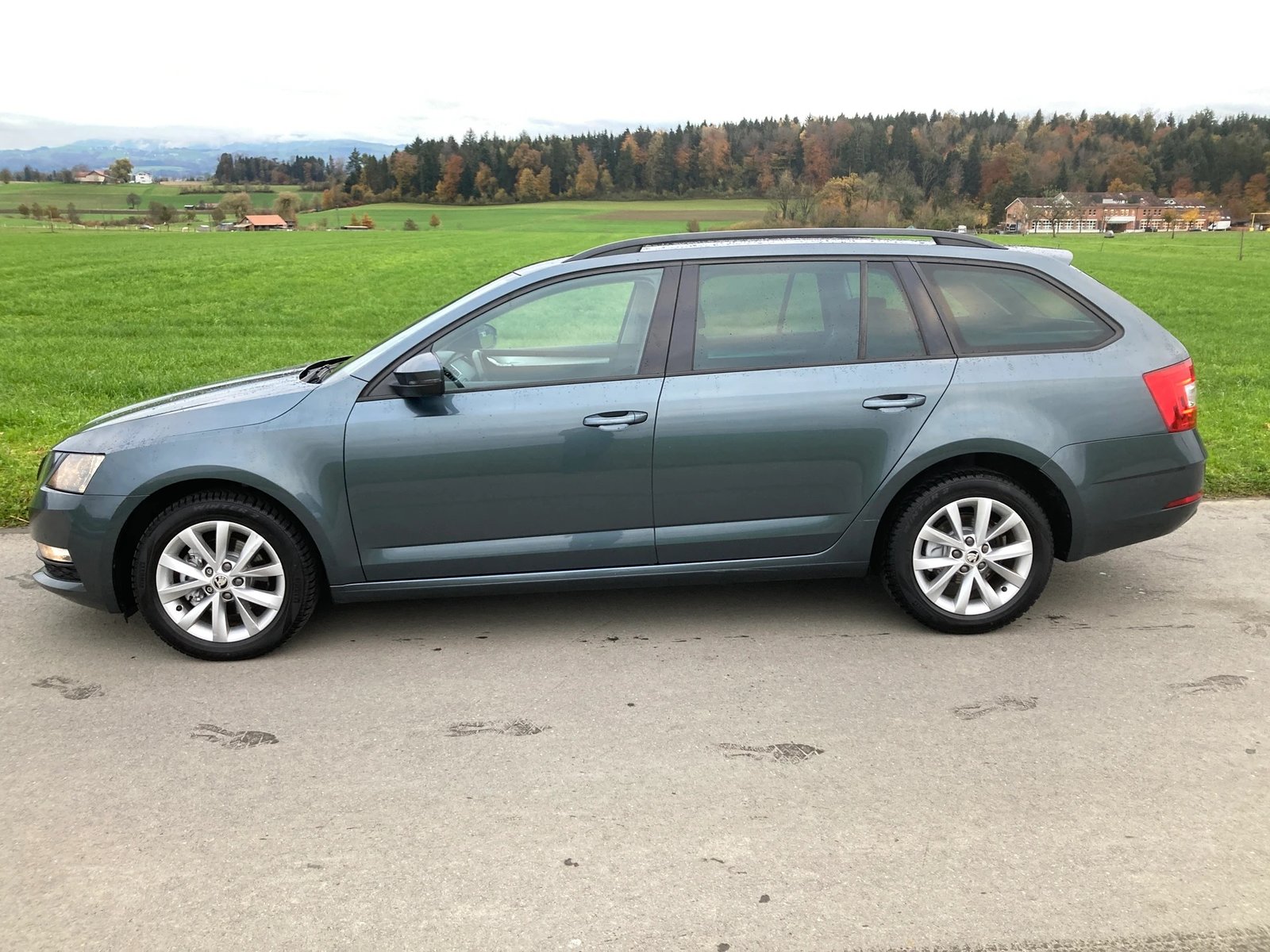 SKODA Octavia Combi 2.0 TDI Ambition 4x4 DSG, Diesel, Second hand / Used, Automatic - 5