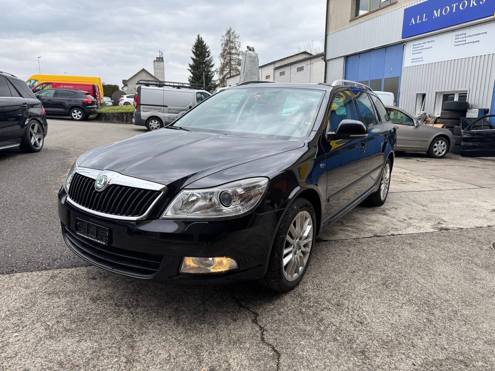 SKODA Octavia Combi 1.8 TSI Laurin Klement