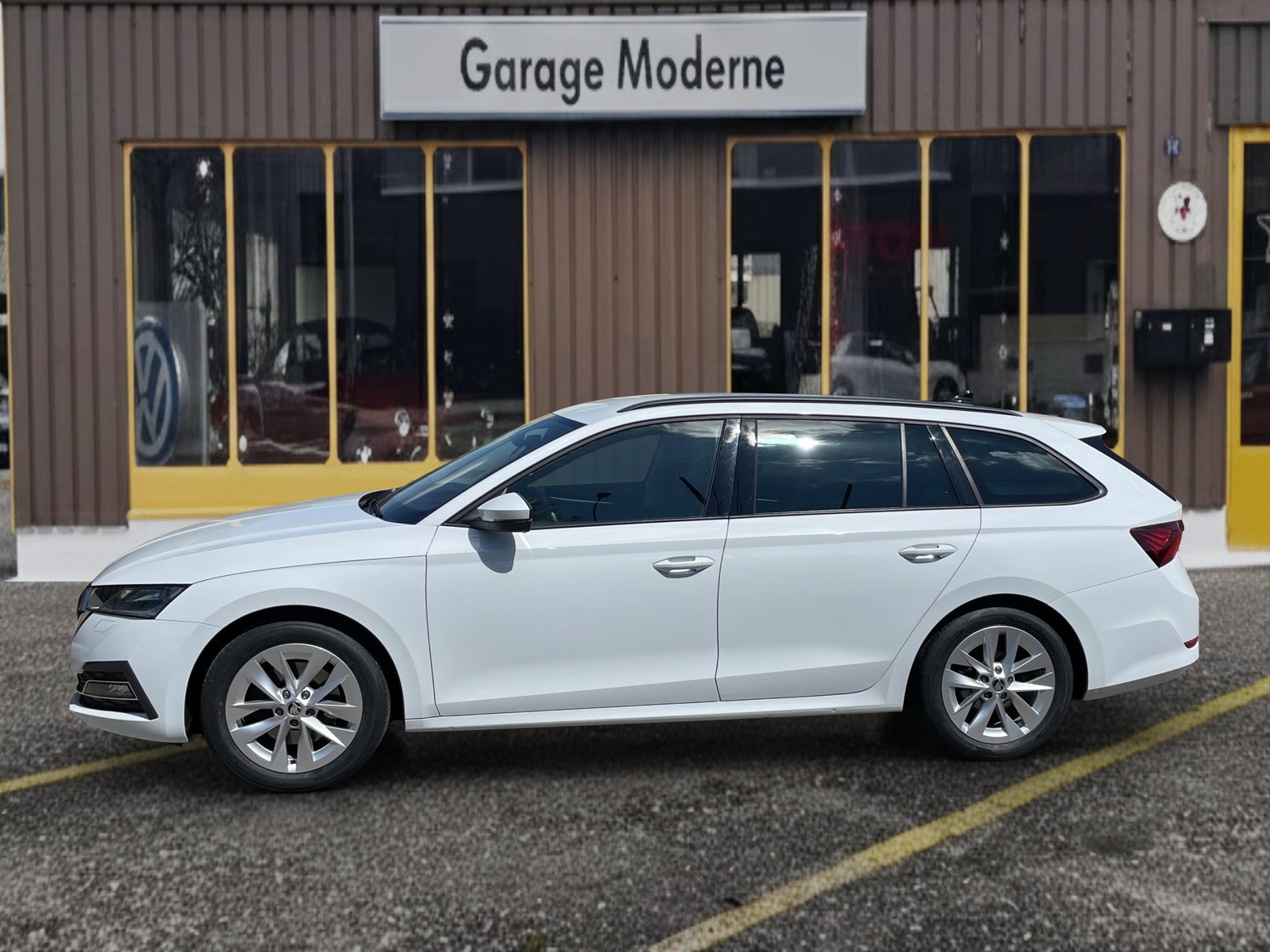SKODA Octavia Kombi 1.5 TSI Style, Petrol, Second hand / Used, Manual - 3