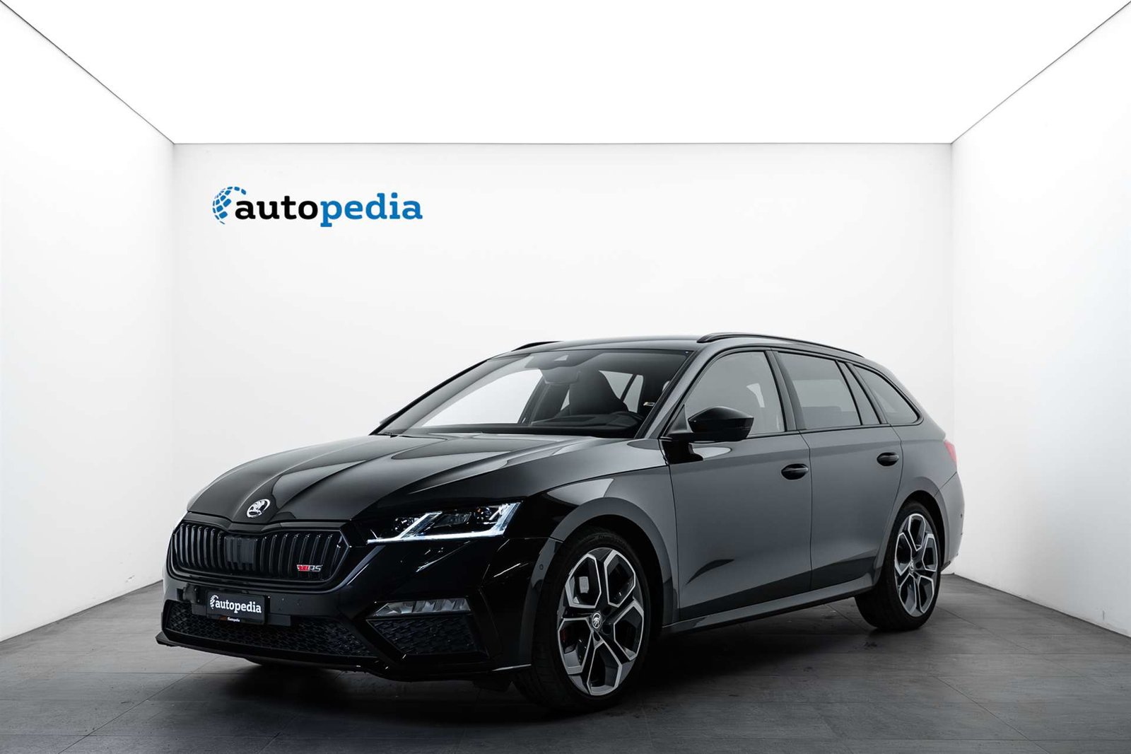 SKODA Octavia Combi 2.0 TDI DSG RS 4x4 200PS