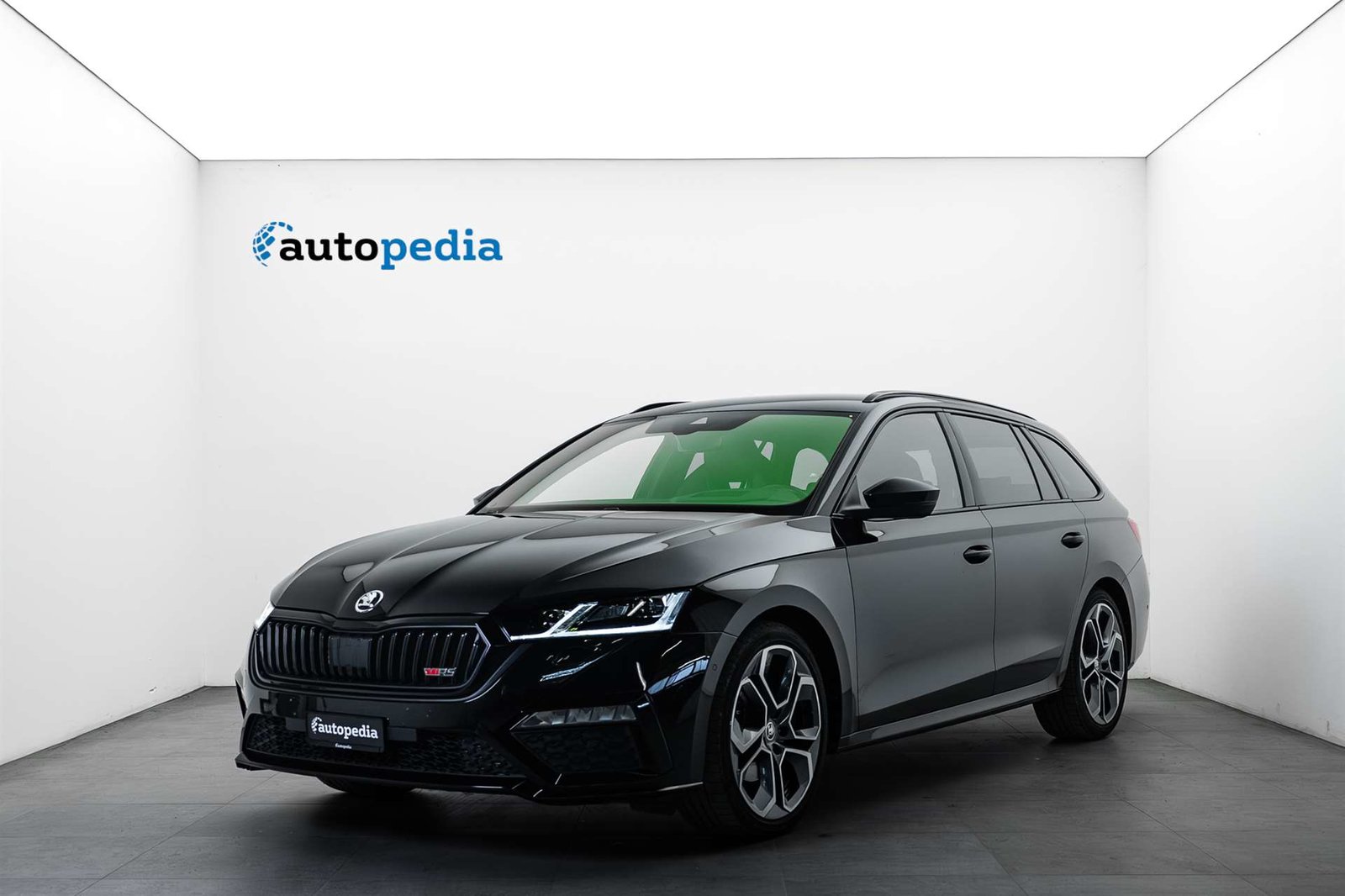 SKODA Octavia Combi 2.0 TDI DSG RS 4x4 200PS