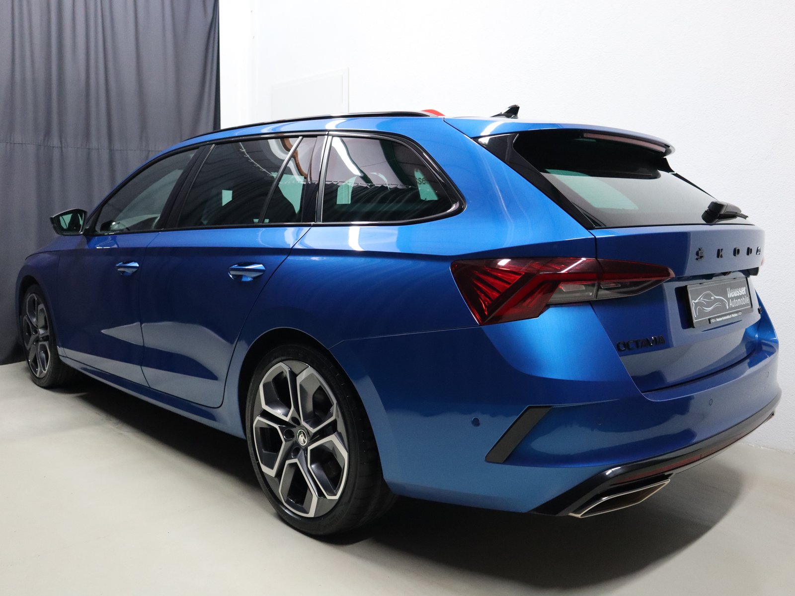 SKODA Octavia Combi 2.0 TSI DSG RS- Panorama - Leder/Alcanta, Essence, Occasion / Utilisé, Automatique - 4