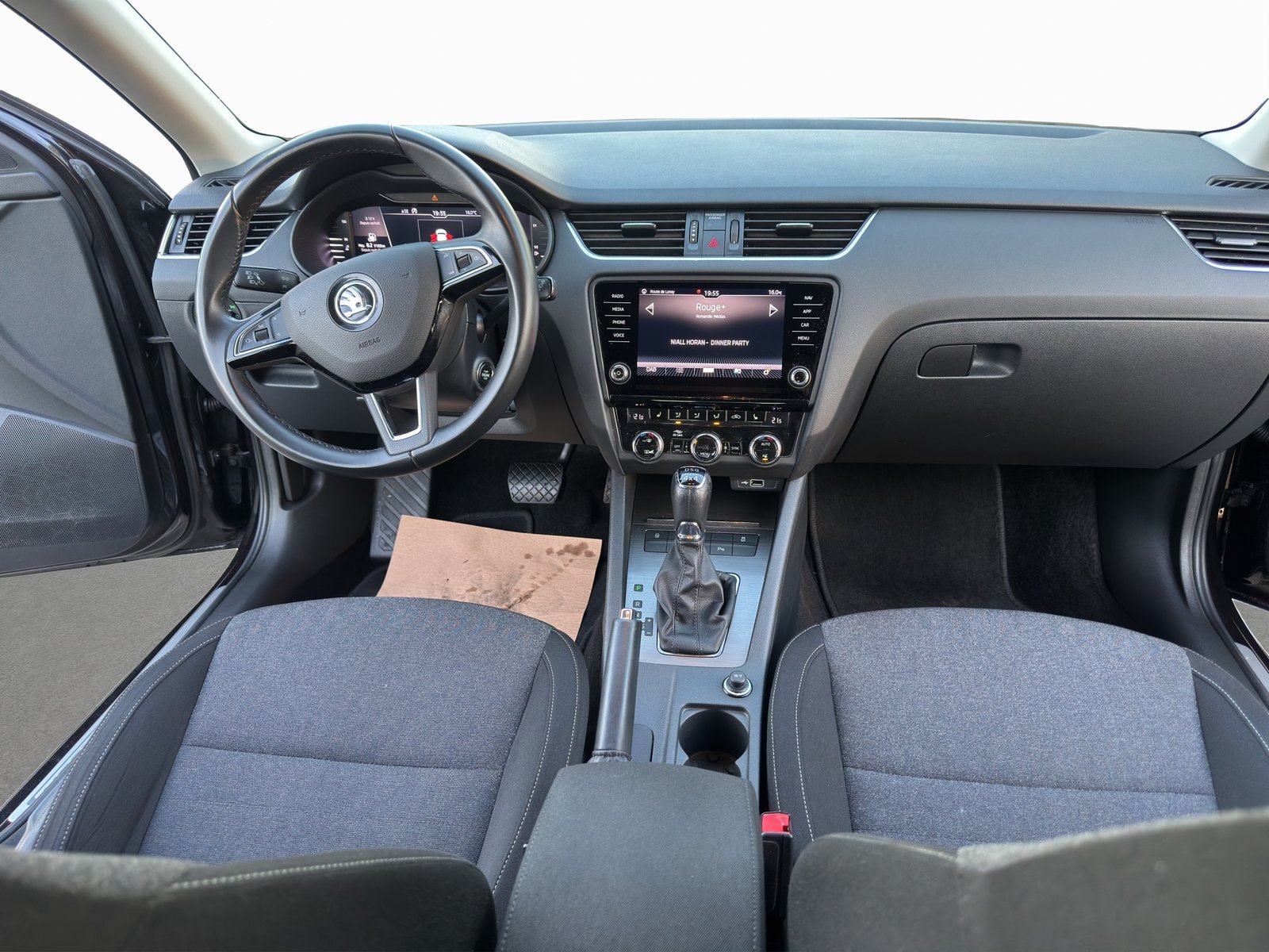 SKODA Octavia Combi 2.0 TSI Soleil 4x4 DSG, Benzin, Occasion / Gebraucht, Automatik - 3