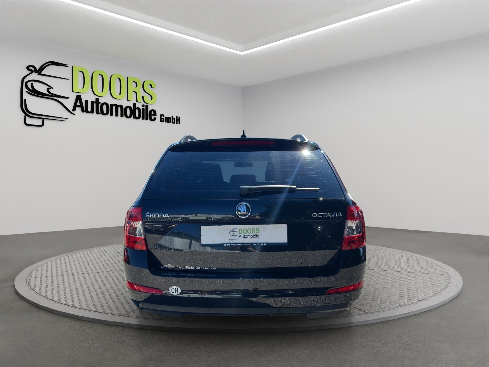 SKODA Octavia Combi 2.0 TDI Ambition DSG, Diesel, Occasioni / Usate, Automatico - 5