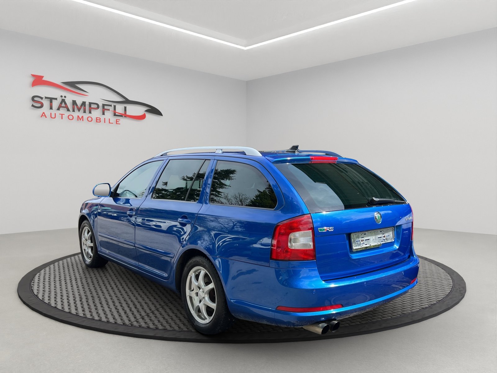 SKODA Octavia Combi 2.0 TSI RS, Benzin, Occasion / Gebraucht, Handschaltung - 3