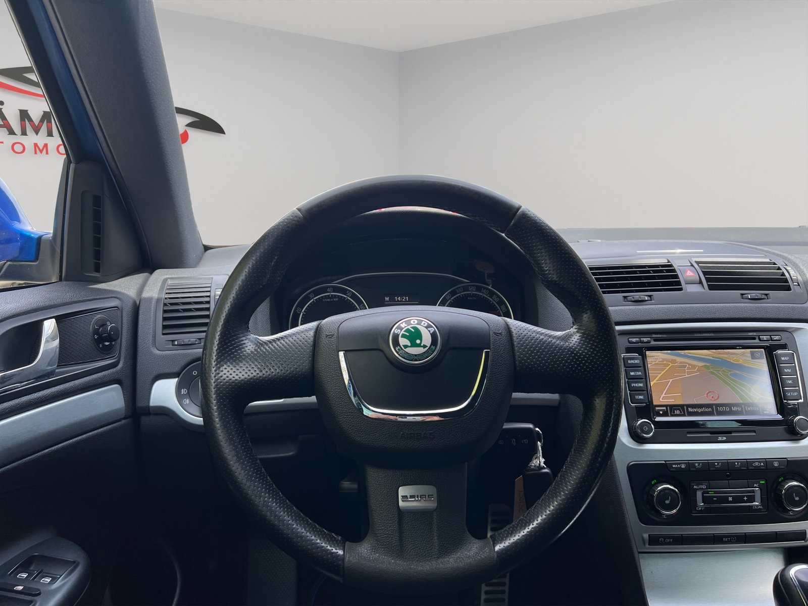 SKODA Octavia Combi 2.0 TSI RS, Benzin, Occasion / Gebraucht, Handschaltung - 6
