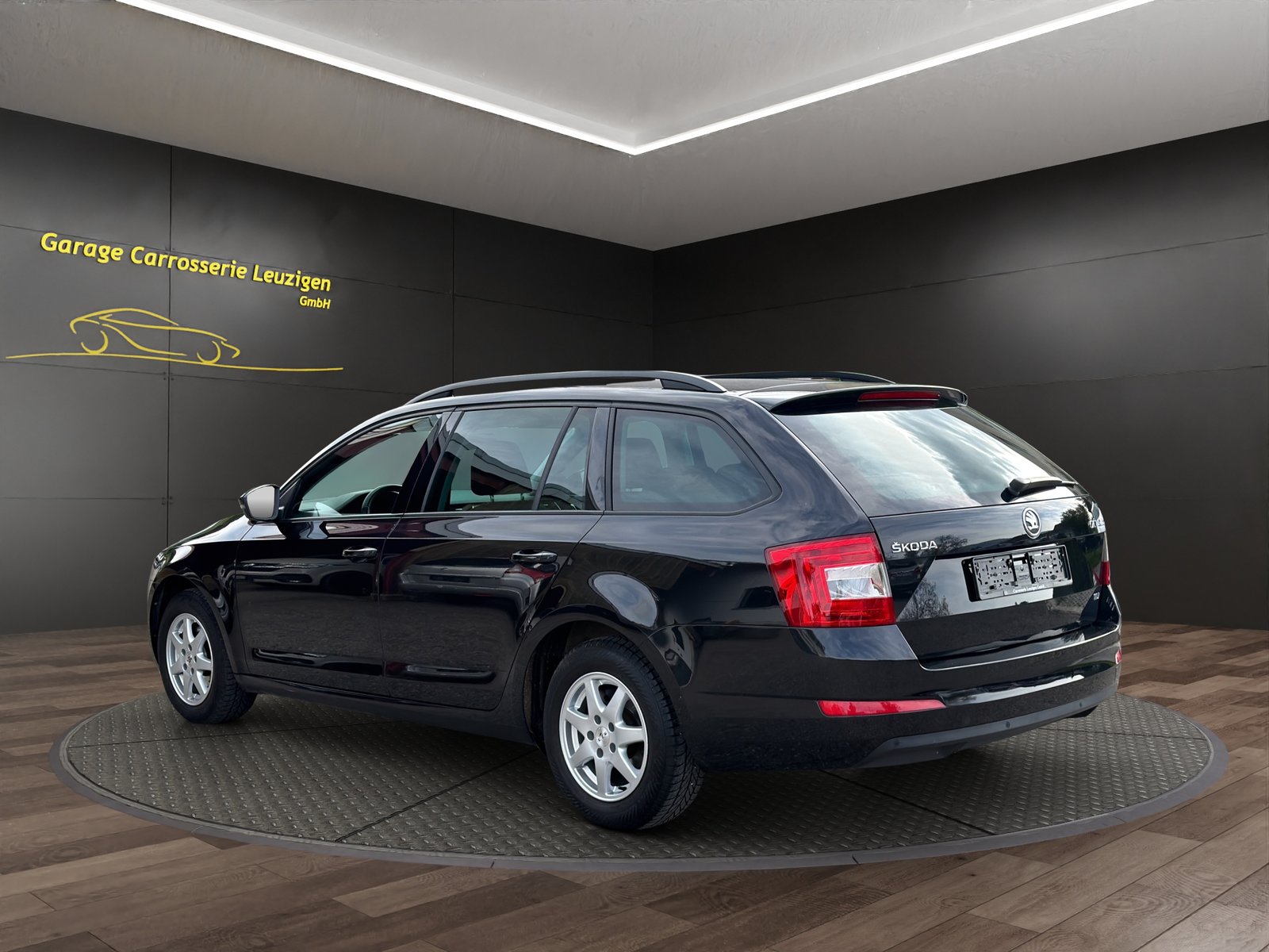 SKODA Octavia Combi 1.6 TDI Elegance DSG, Diesel, Occasion / Utilisé, Automatique - 4