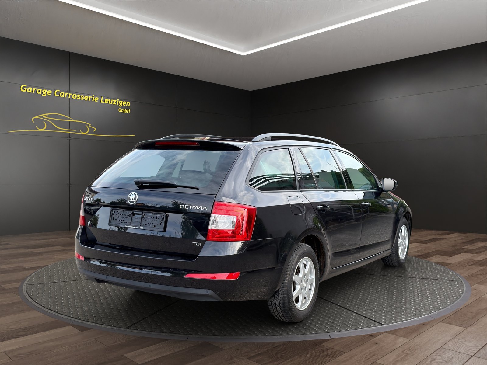SKODA Octavia Combi 1.6 TDI Elegance DSG, Diesel, Occasion / Utilisé, Automatique - 5