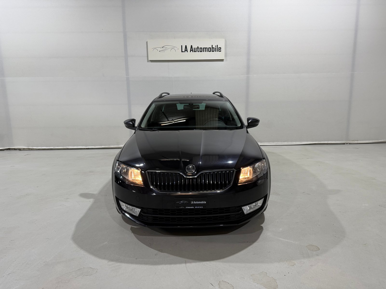SKODA Octavia Combi 1.6 TDI Elegance DSG, Diesel, Occasion / Utilisé, Automatique - 4