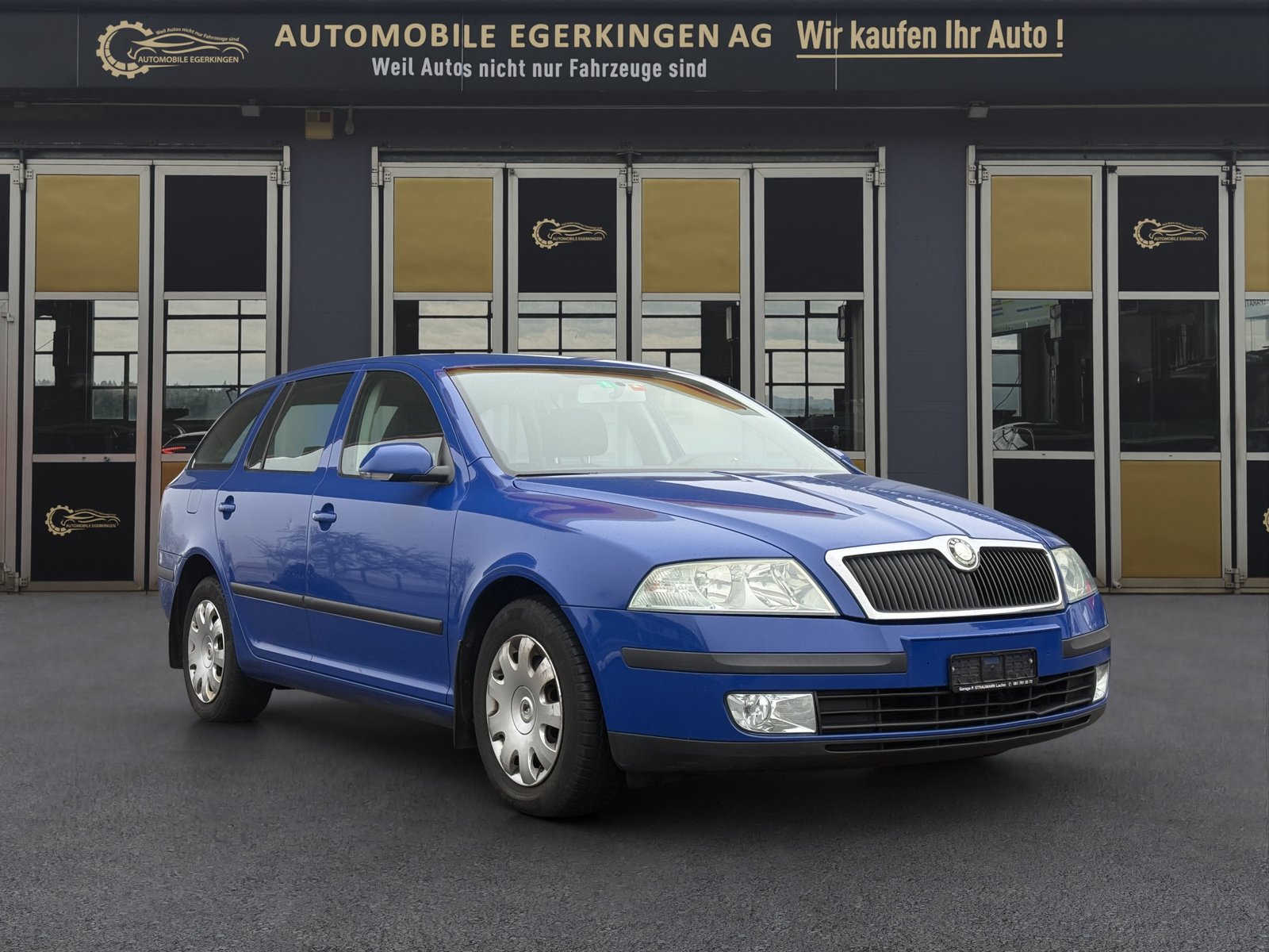 SKODA Octavia 1.6 Ambiente Automat, Essence, Occasion / Utilisé, Automatique - 3
