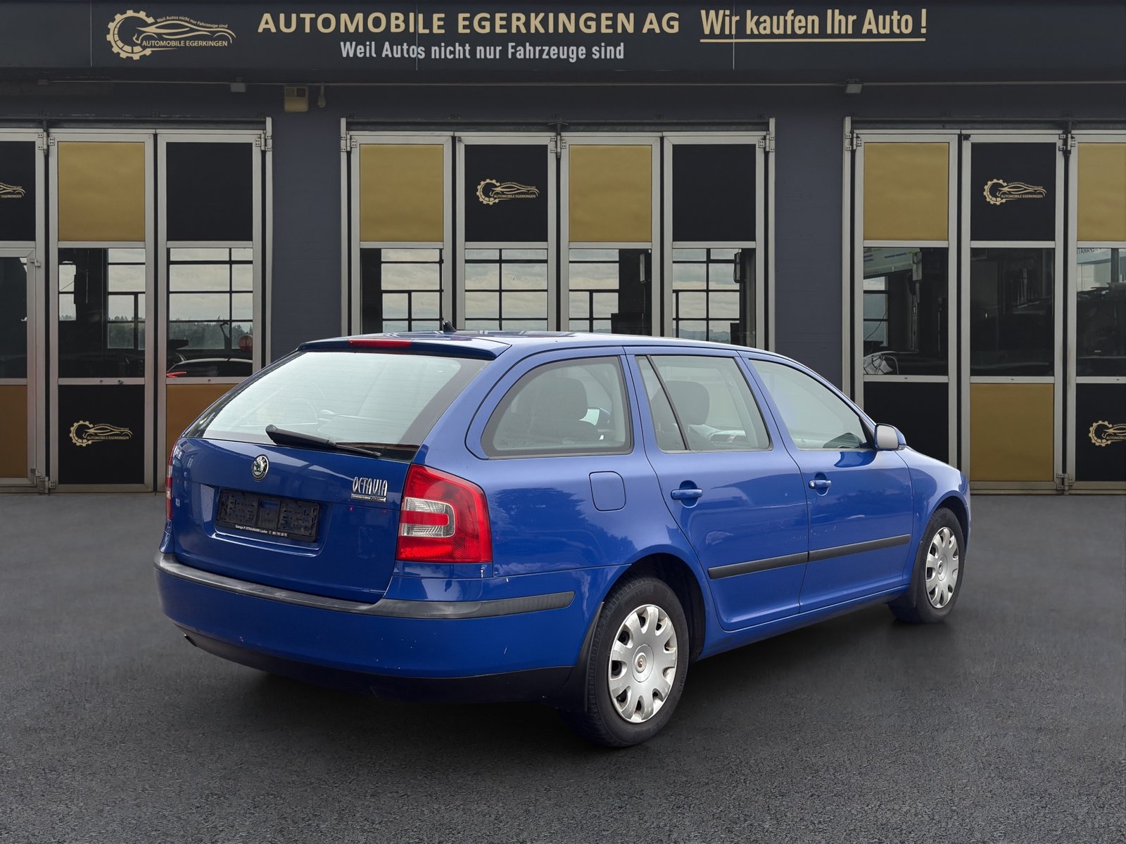 SKODA Octavia 1.6 Ambiente Automat, Essence, Occasion / Utilisé, Automatique - 5