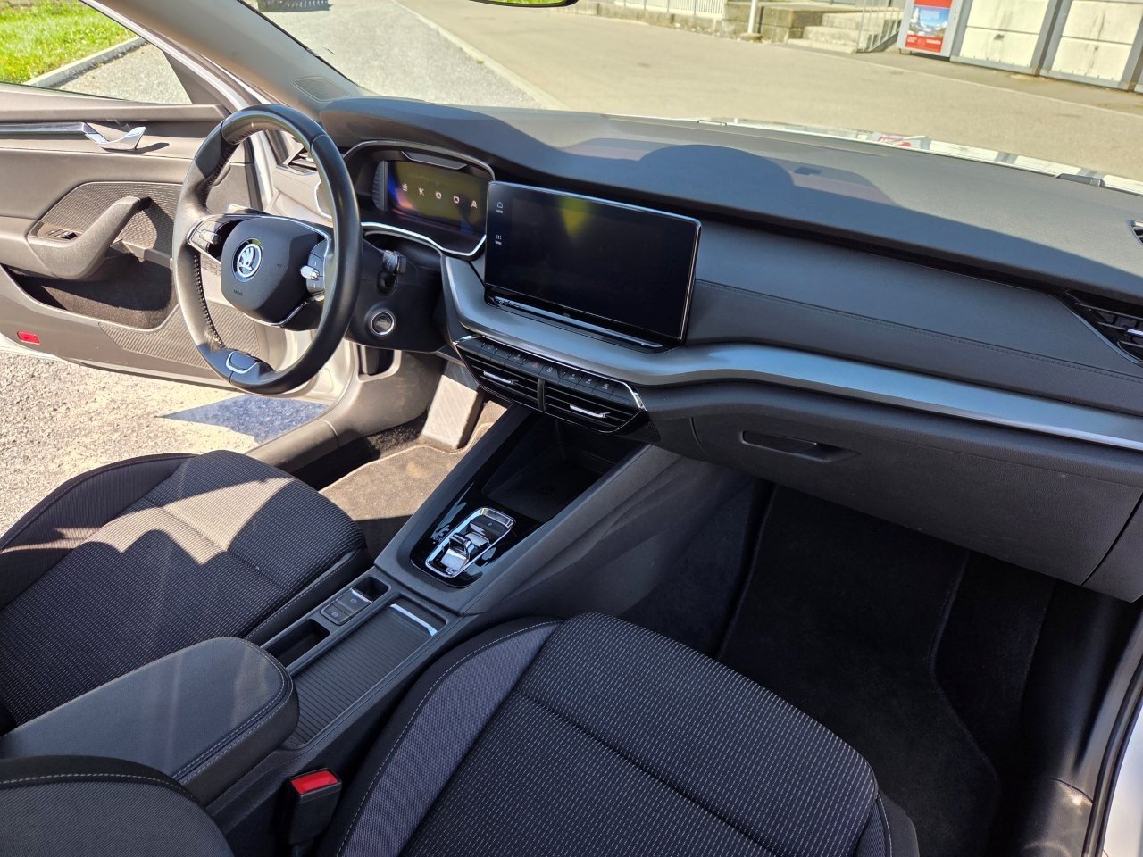 SKODA Octavia Combi 2.0 TDI DSG Ambition, Diesel, Occasion / Utilisé, Automatique - 6