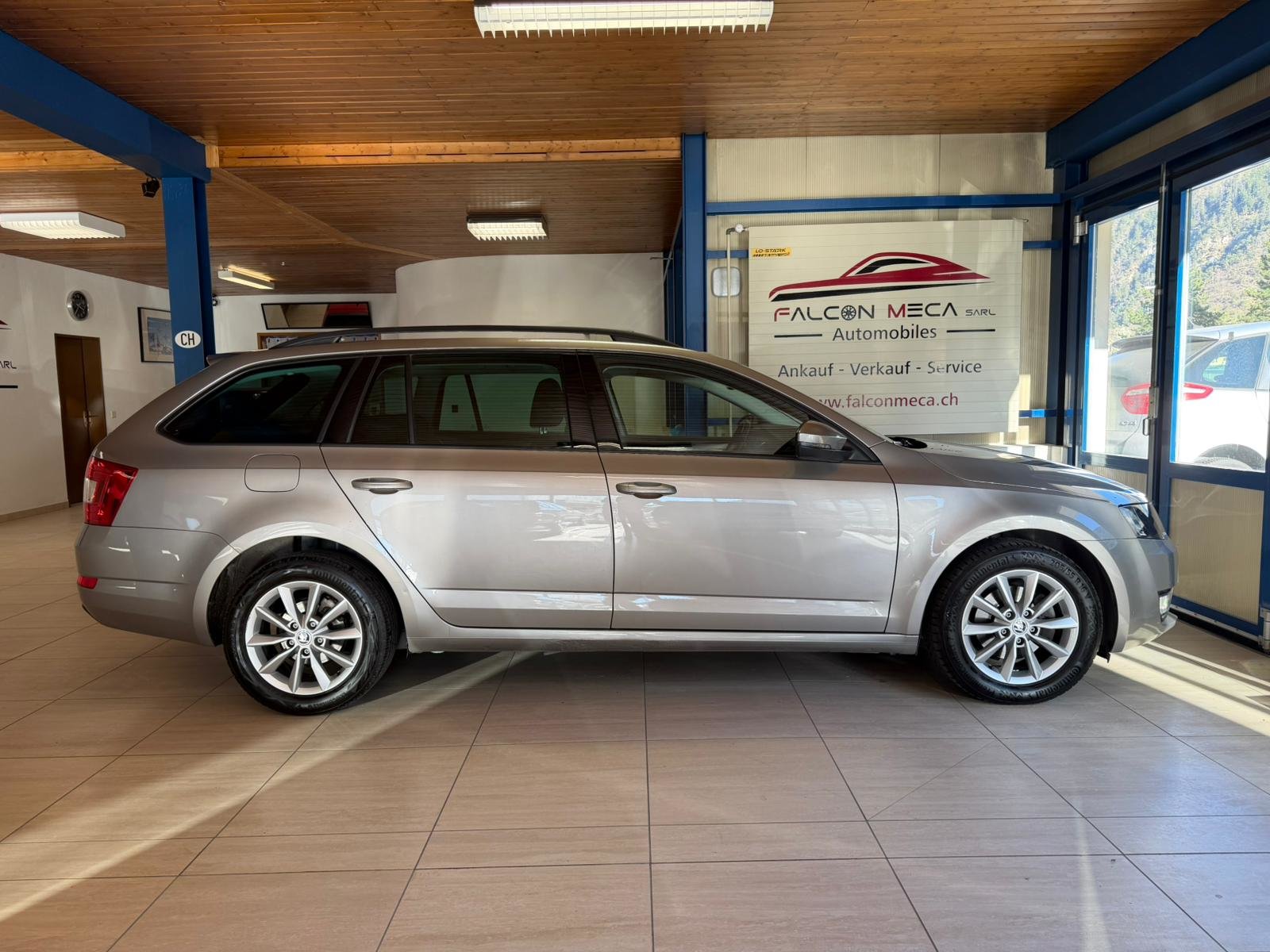 SKODA Octavia Combi 1.4 TSI Ambition DSG, Essence, Occasion / Utilisé, Automatique - 6