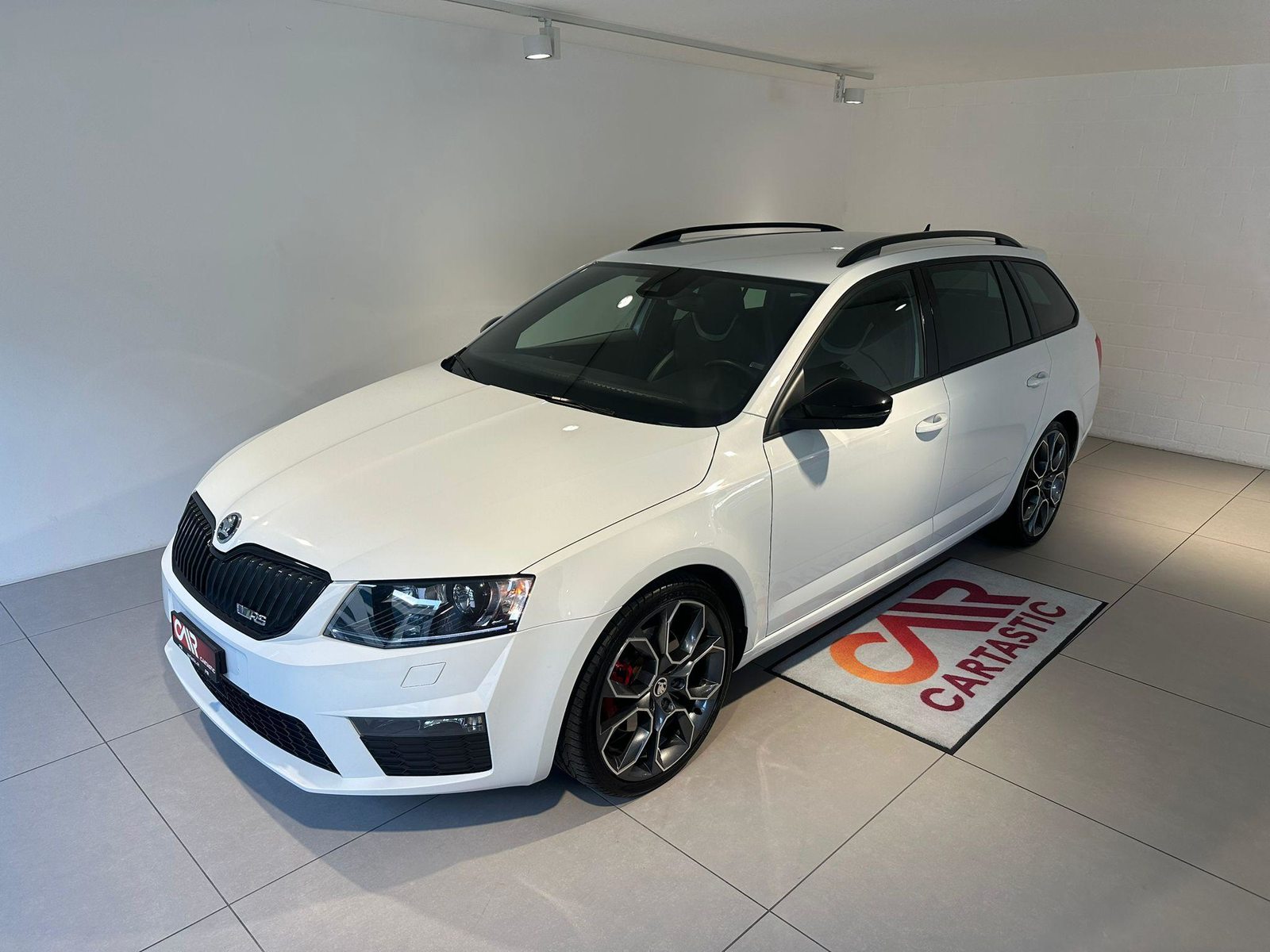SKODA Octavia Combi 2.0 TDI 184 RS DSG