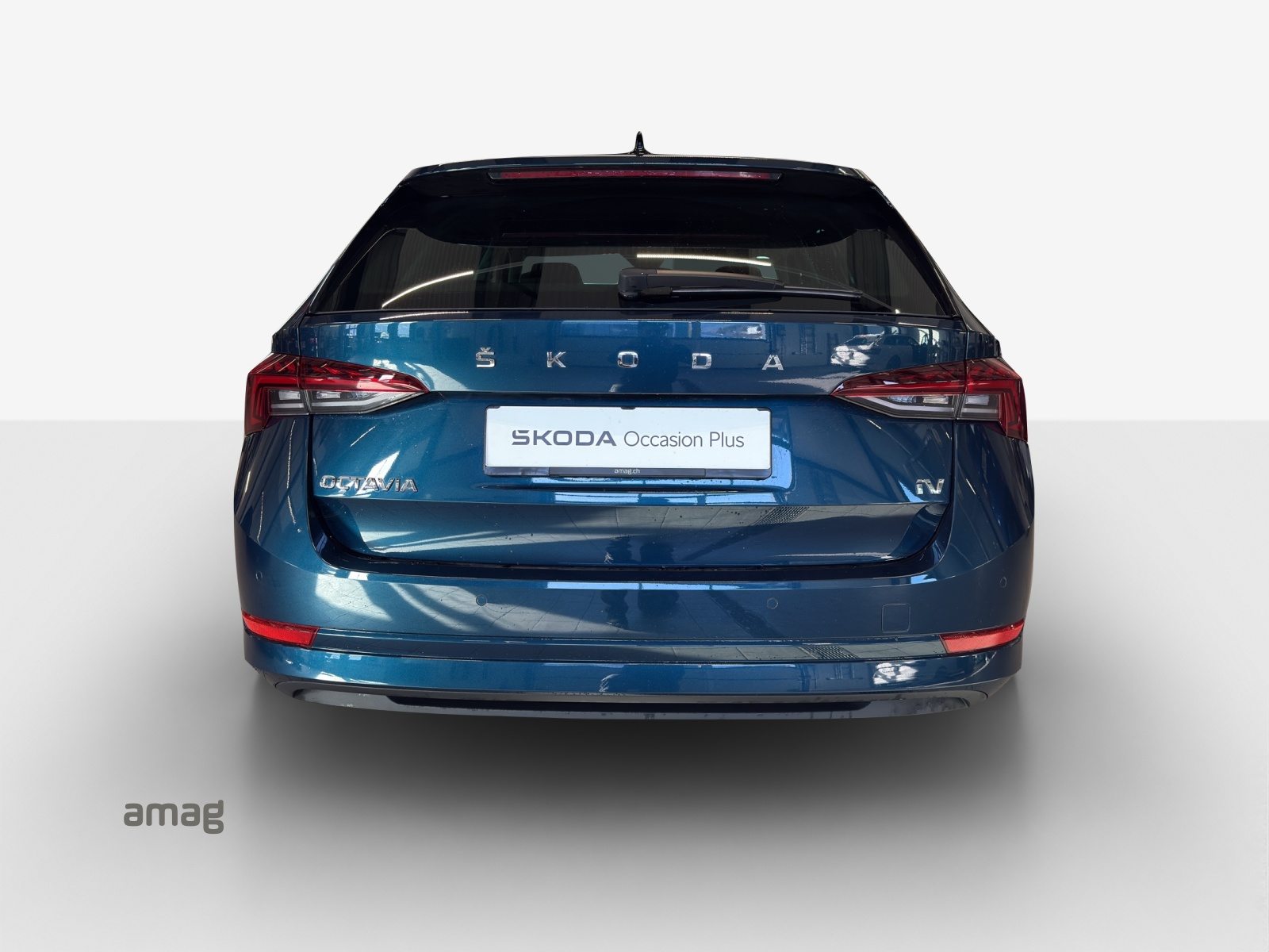 SKODA NEW OCTAVIA Style iV Plug-in-Hybrid, Full-Hybrid Petrol/Electric, Second hand / Used, Automatic - 5