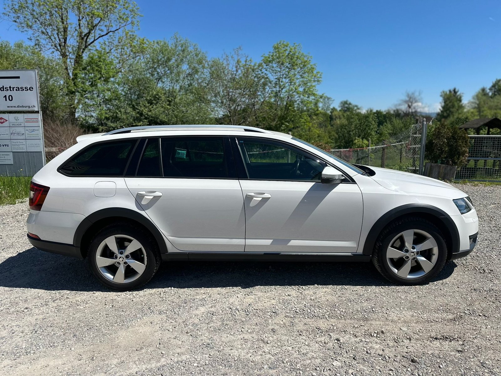 SKODA Octavia Combi 2.0 TSI Scout 4x4 DSG, Petrol, Second hand / Used, Automatic - 5