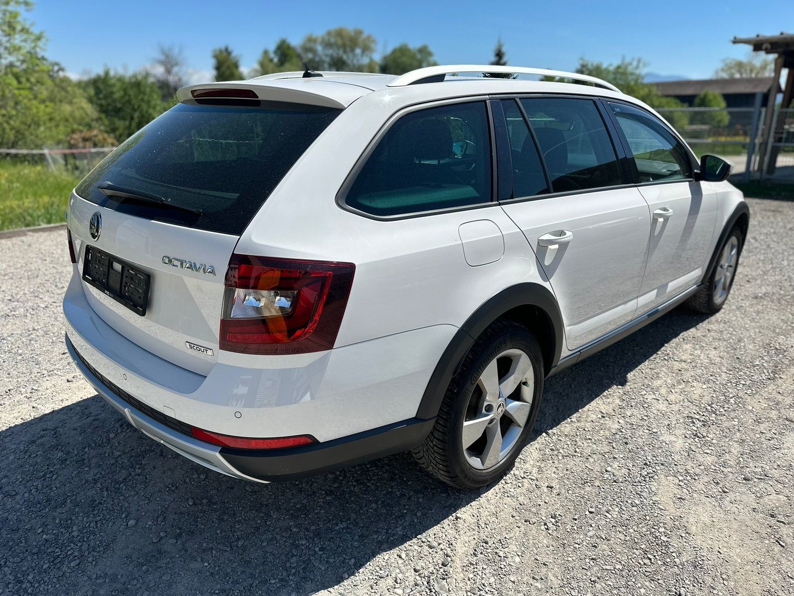 SKODA Octavia Combi 2.0 TSI Scout 4x4 DSG, Petrol, Second hand / Used, Automatic - 6