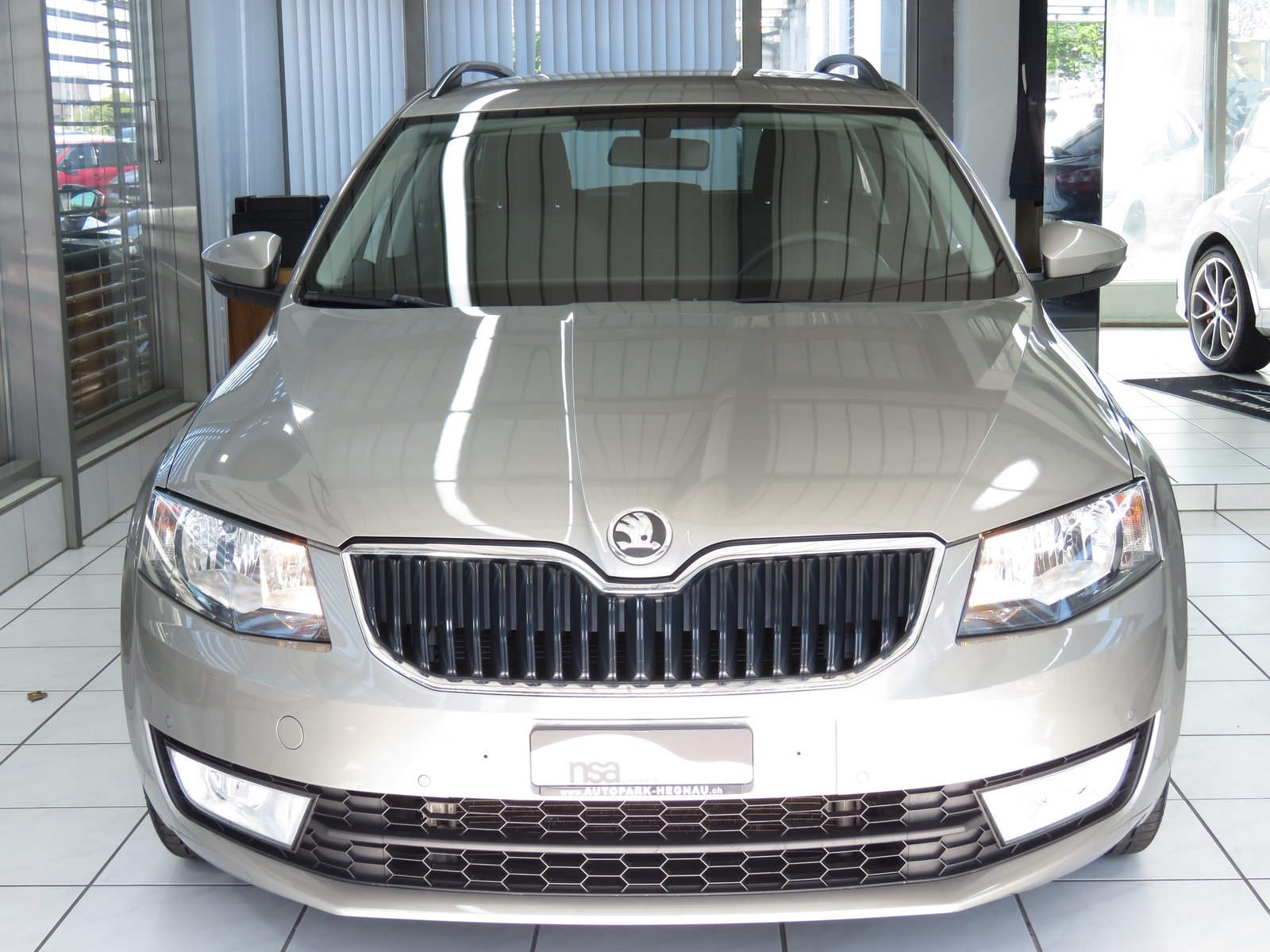 SKODA Octavia Combi 1.8 TSI Ambition 4x4 DSG, Essence, Occasion / Utilisé, Automatique - 2