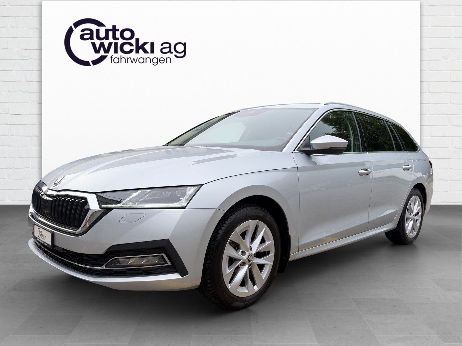 SKODA Octavia Combi 1.5 TSI Style DSG
