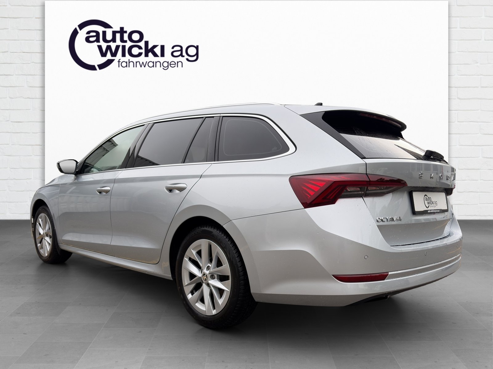 SKODA Octavia Combi 1.5 TSI Style DSG, Hybride Léger Essence/Électricité, Occasion / Utilisé, Automatique - 2