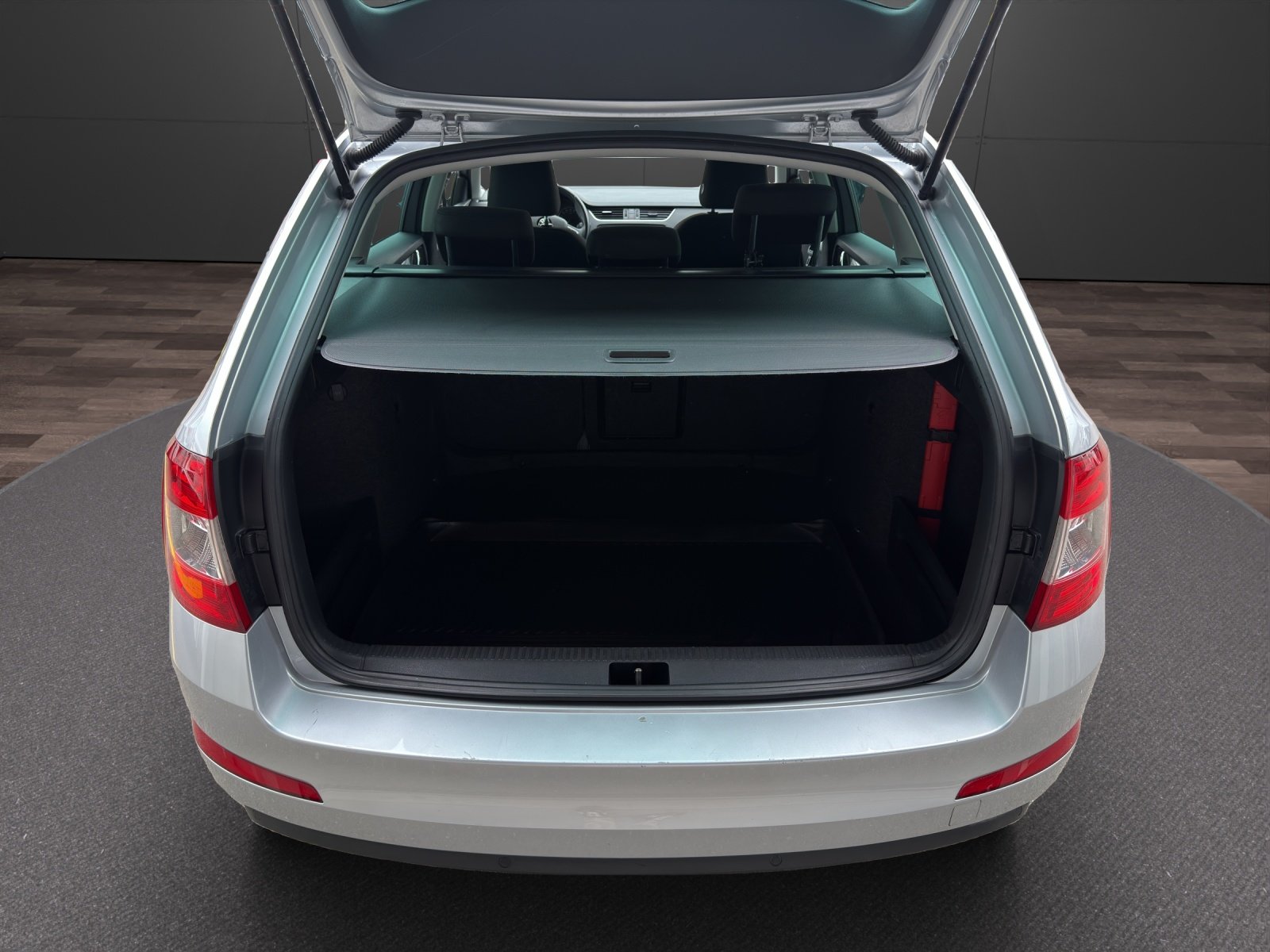 SKODA Octavia Combi 1.8 TSI Elegance DSG Stark, sparsam, ger, Benzina, Occasioni / Usate, Automatico - 6