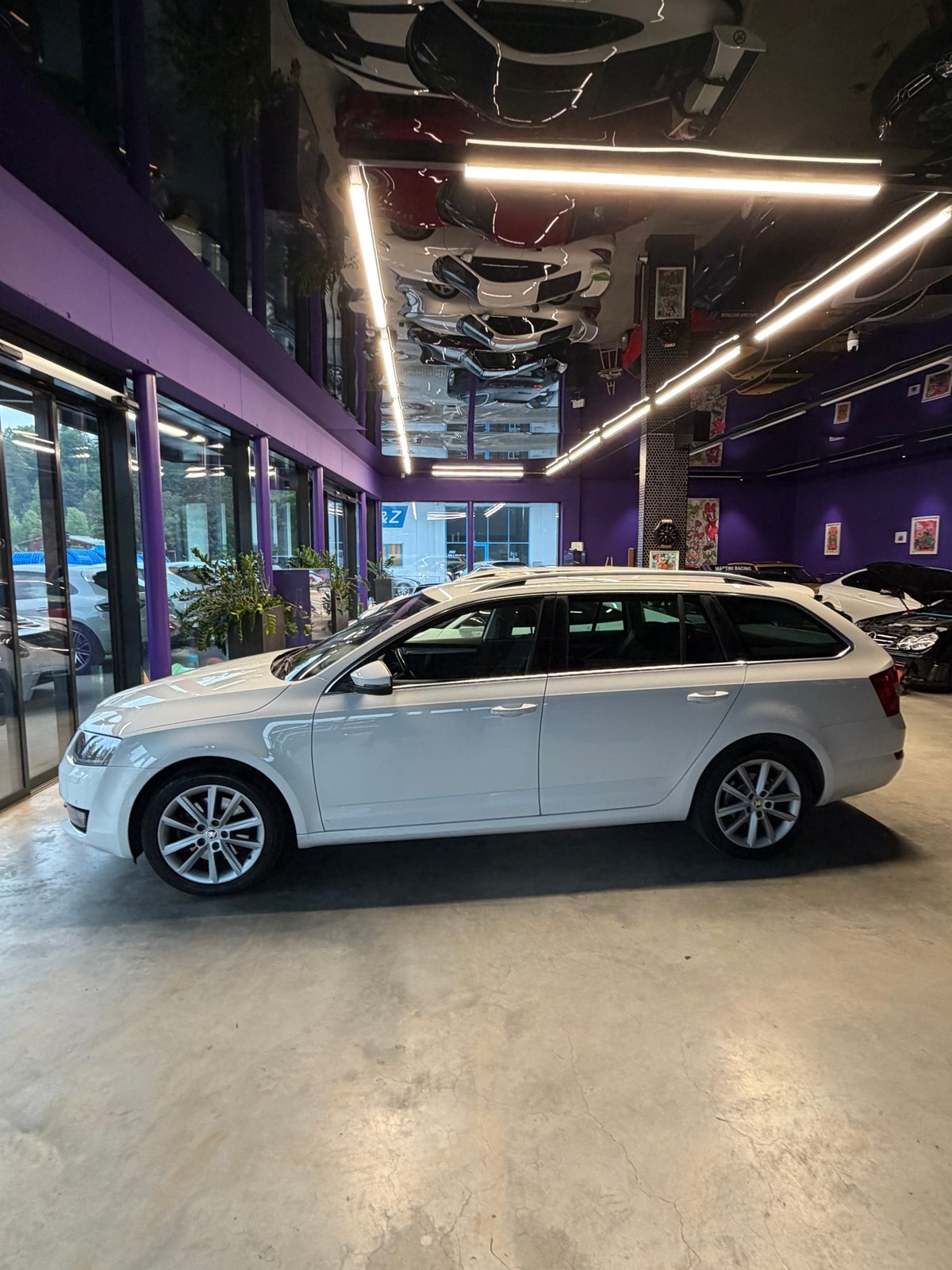 SKODA Octavia Combi 1.8 TSI Elegance 4x4 DSG, Essence, Occasion / Utilisé, Automatique - 3
