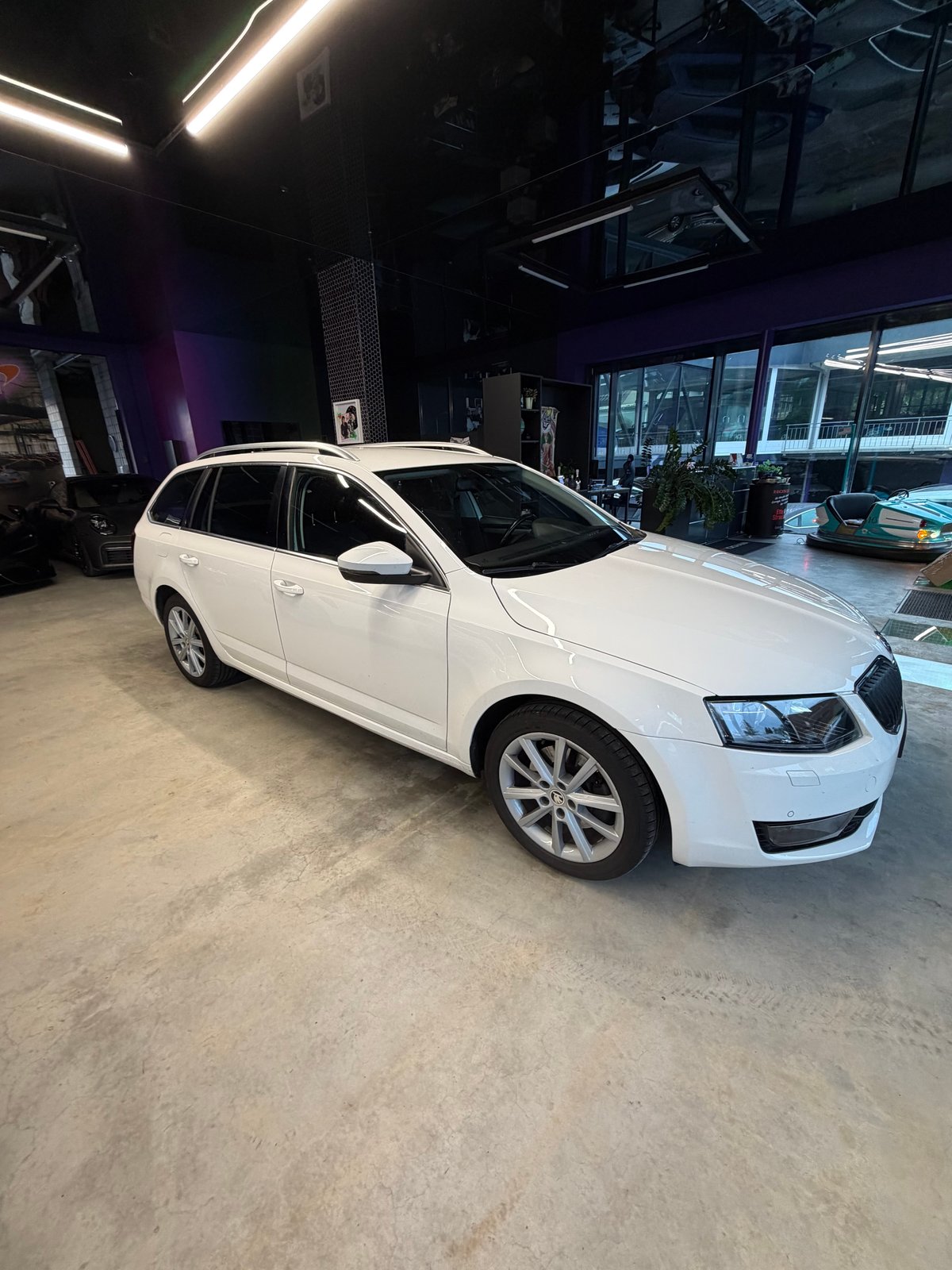 SKODA Octavia Combi 1.8 TSI Elegance 4x4 DSG, Essence, Occasion / Utilisé, Automatique - 7