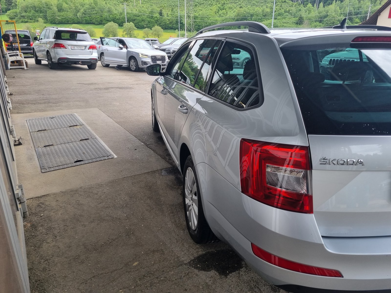 SKODA Octavia Combi 1.6 TDI Ambition DSG, Diesel, Occasioni / Usate, Automatico - 6