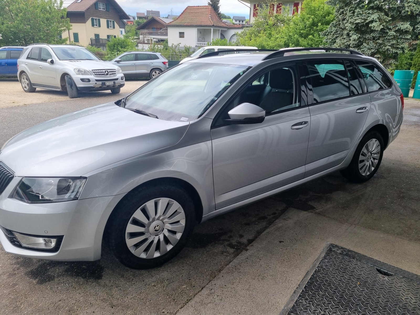 SKODA Octavia Combi 1.6 TDI Ambition DSG, Diesel, Occasioni / Usate, Automatico - 7