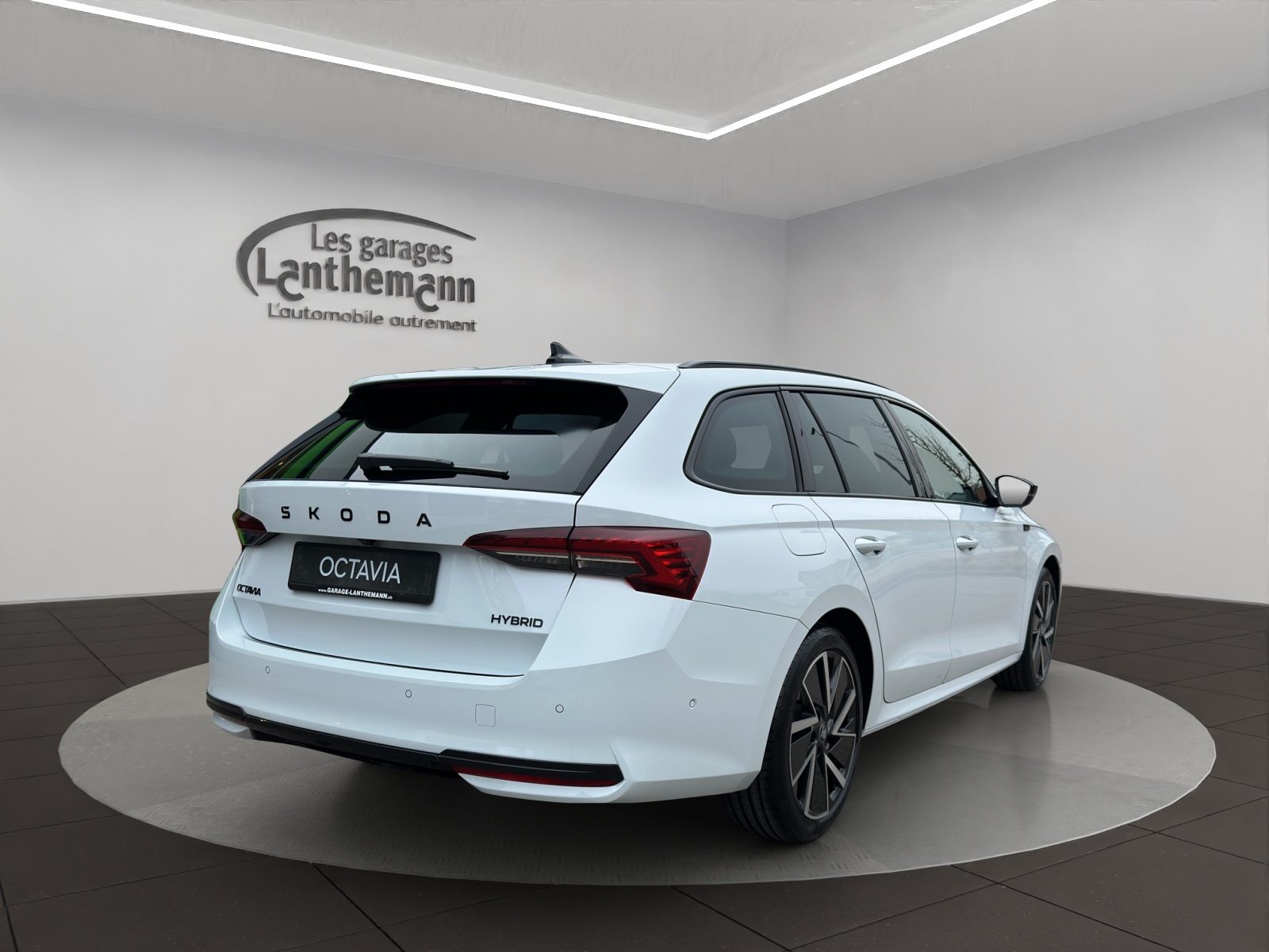 SKODA Octavia Sportline Dynamic (Netto), Benzin, Occasion / Gebraucht, Automatik - 5