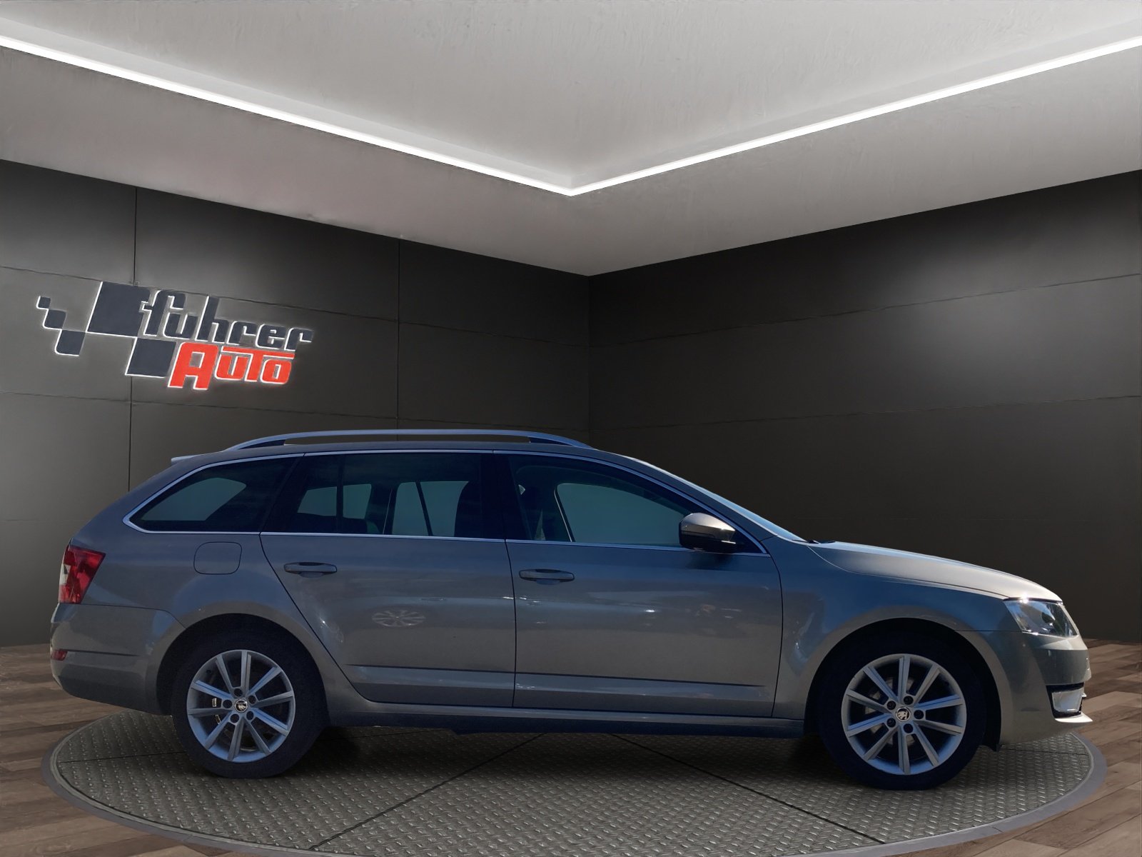 SKODA Octavia Combi 2.0 TDI L & K 4x4, Diesel, Second hand / Used, Manual - 5