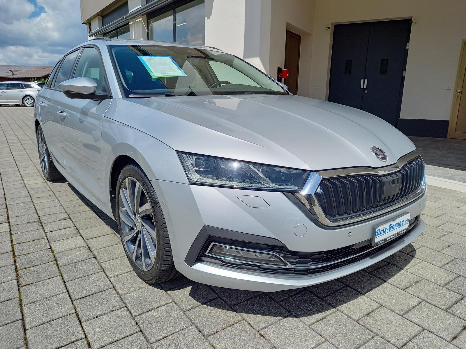 SKODA Octavia Combi 2.0 TDI 200 Style 4x4 DSG, Diesel, Occasion / Gebraucht, Automatik - 4