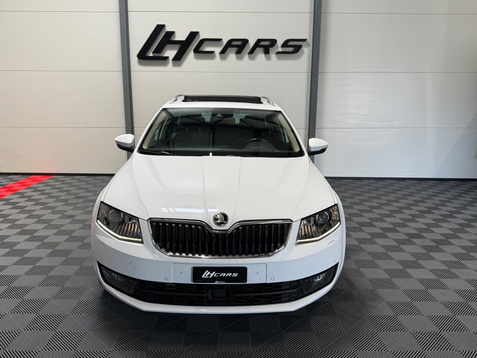 SKODA Octavia Combi 2.0 TDI 184 L K 4x4 DSG, Diesel, Second hand / Used, Automatic - 7