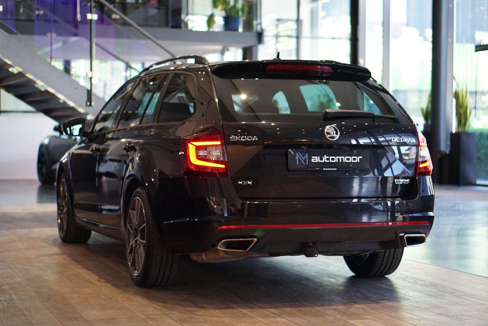 SKODA Octavia Combi 2.0 TDI RS 4x4 DSG, Diesel, Occasion / Gebraucht, Automatik - 4