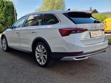 SKODA Octavia Combi 2.0 TDI DSG Scout 4x4, Diesel, Second hand / Used, Automatic - 6