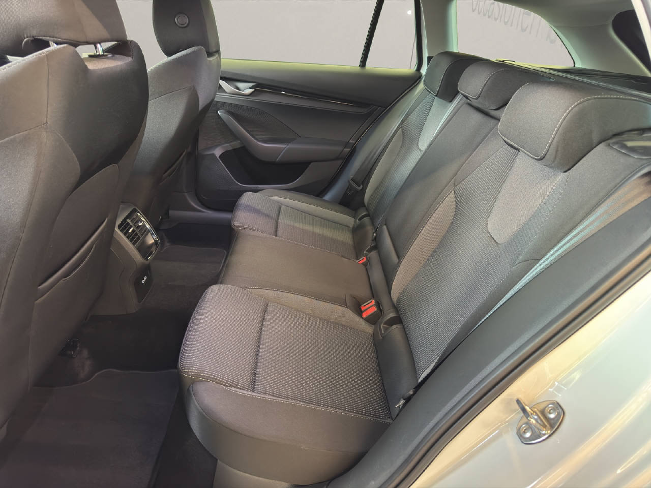 SKODA Octavia Combi 1.5 TSI Selection, Hybride Leggero Benzina/Elettrica, Occasioni / Usate, Automatico - 6