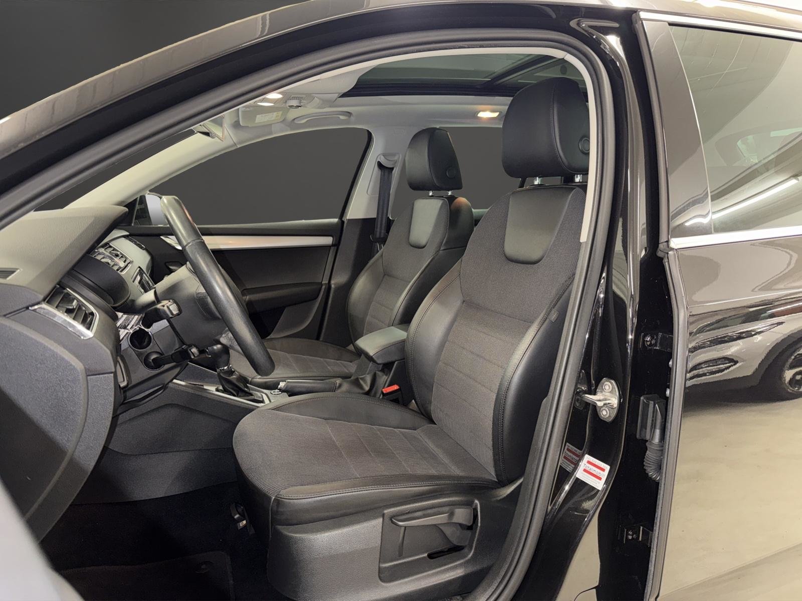 SKODA Octavia Combi 1.8 TSI Swiss Edition DSG, Benzina, Occasioni / Usate, Automatico - 7