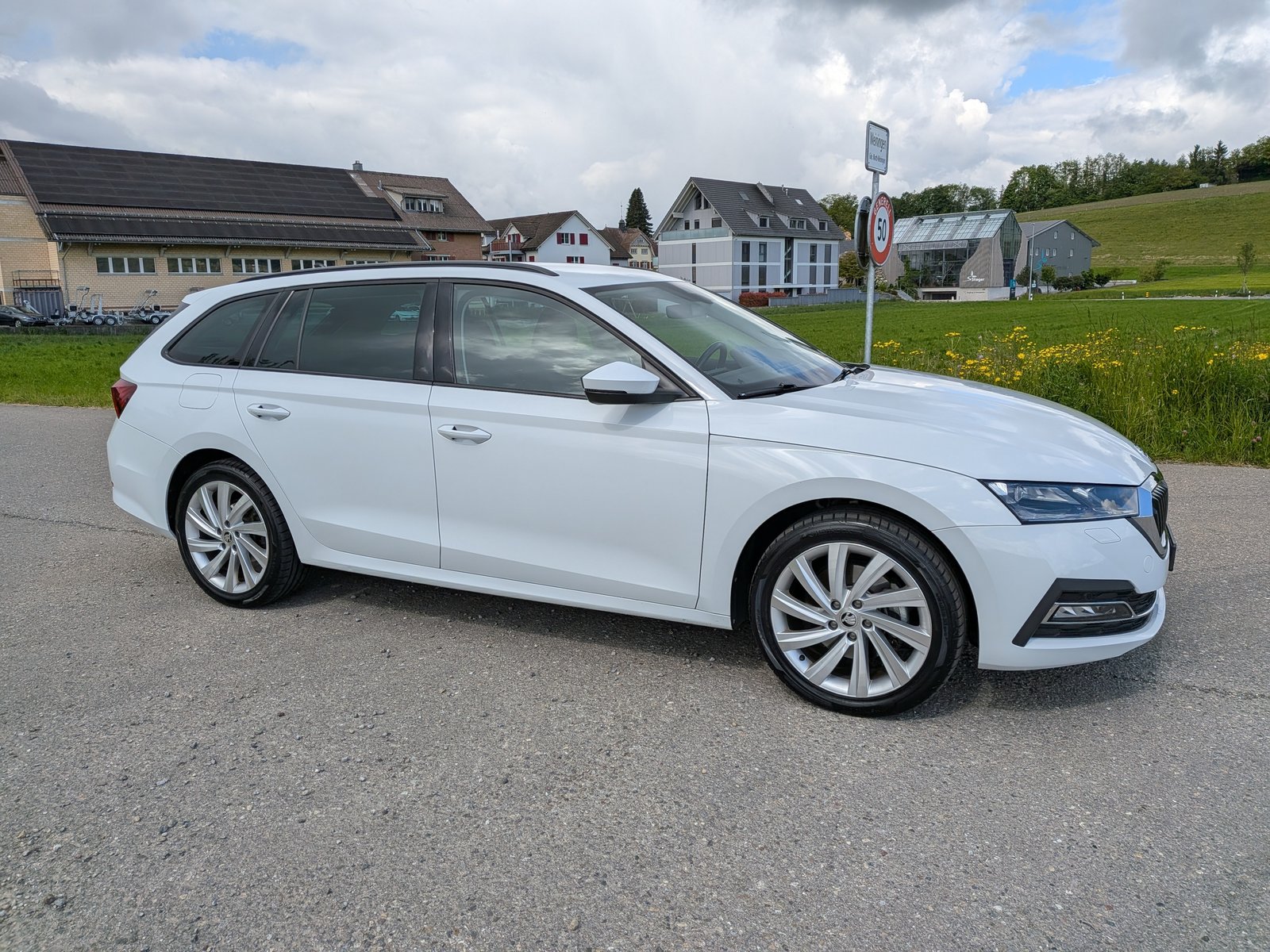 SKODA Octavia Combi 2.0 TDI DSG Style 4x4, Diesel, Occasion / Gebraucht, Automatik - 4