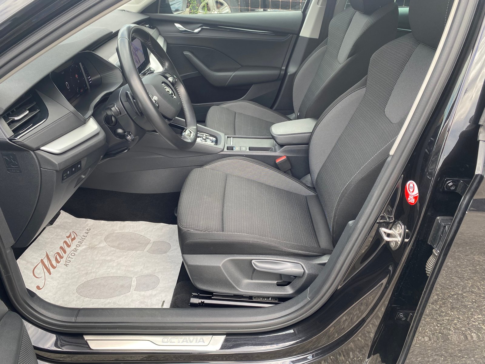 SKODA Octavia Combi 2.0 TDI 150PS 4x4 Ambition DSG, Diesel, Second hand / Used, Automatic - 6