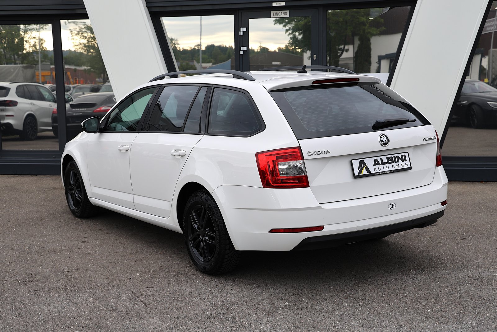 SKODA Octavia Combi 1.6 TDI Ambition DSG, Diesel, Occasioni / Usate, Automatico - 6