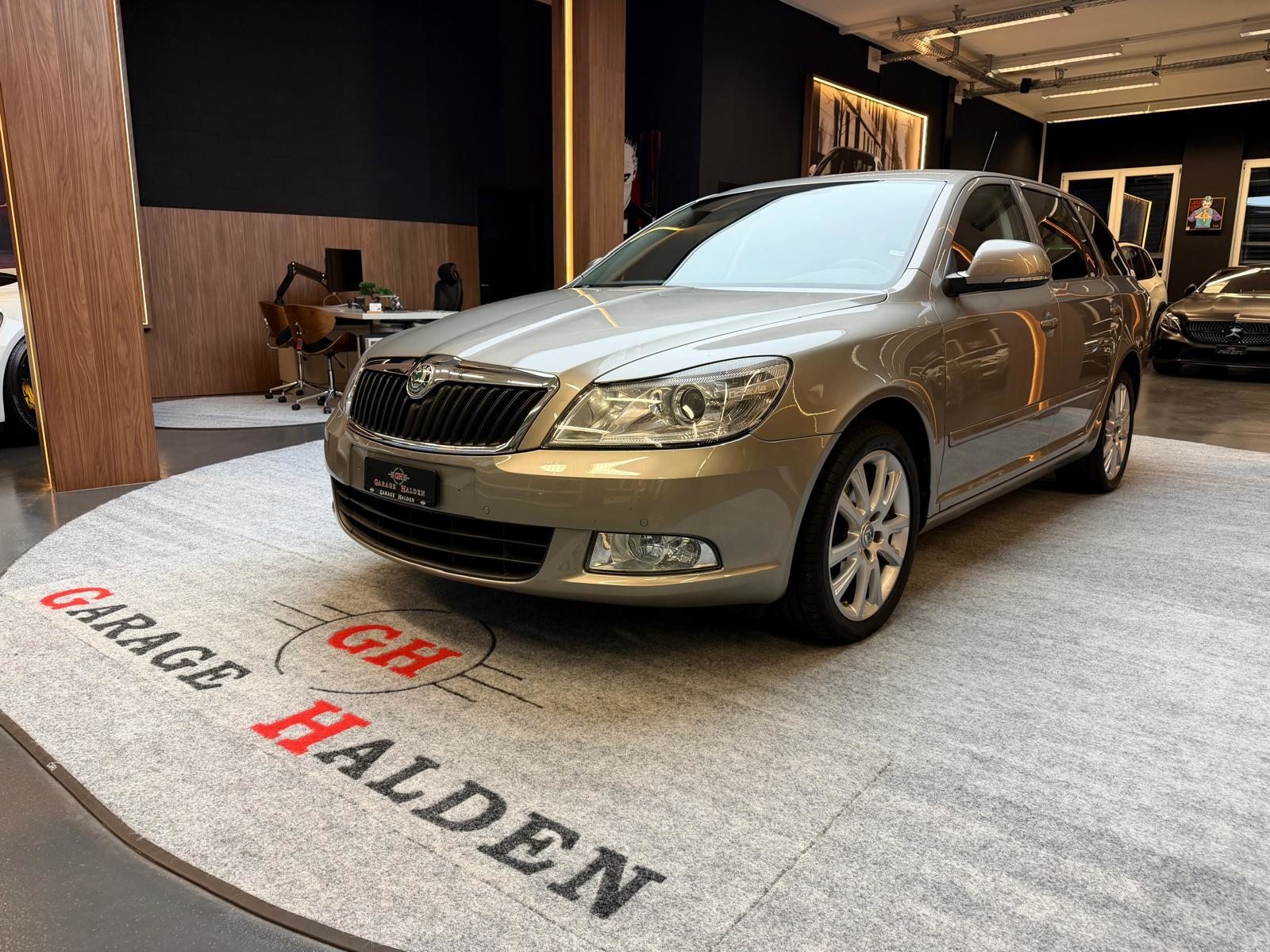 SKODA Octavia Combi 1.8 T-FSI Ambiente, Benzina, Occasioni / Usate, Manuale - 4