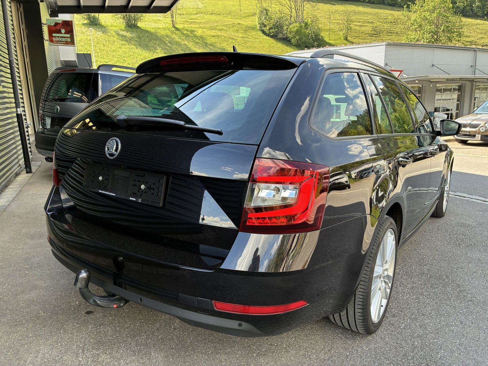 SKODA OCTAVIA Combi Style, Petrol, Second hand / Used, Automatic - 5