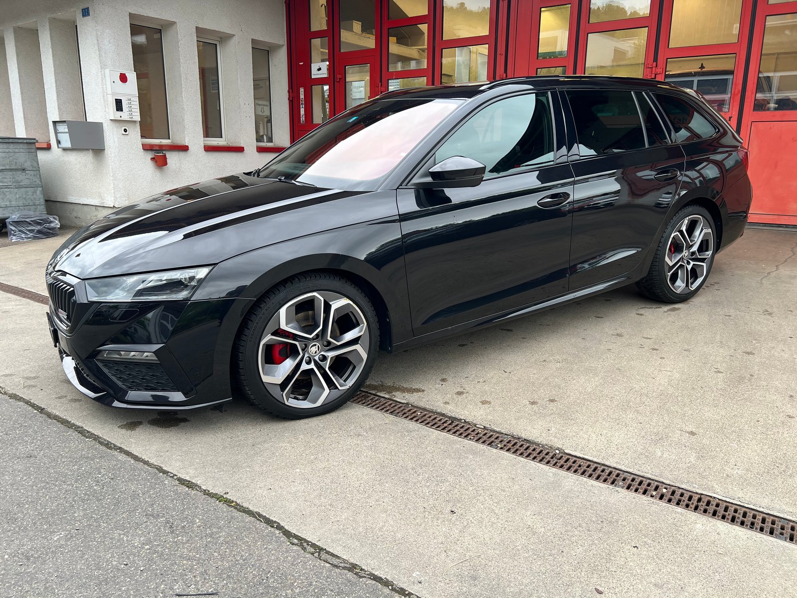 SKODA Octavia Combi 2.0 TDI DSG RS 4x4, Diesel, Occasion / Utilisé, Automatique - 2